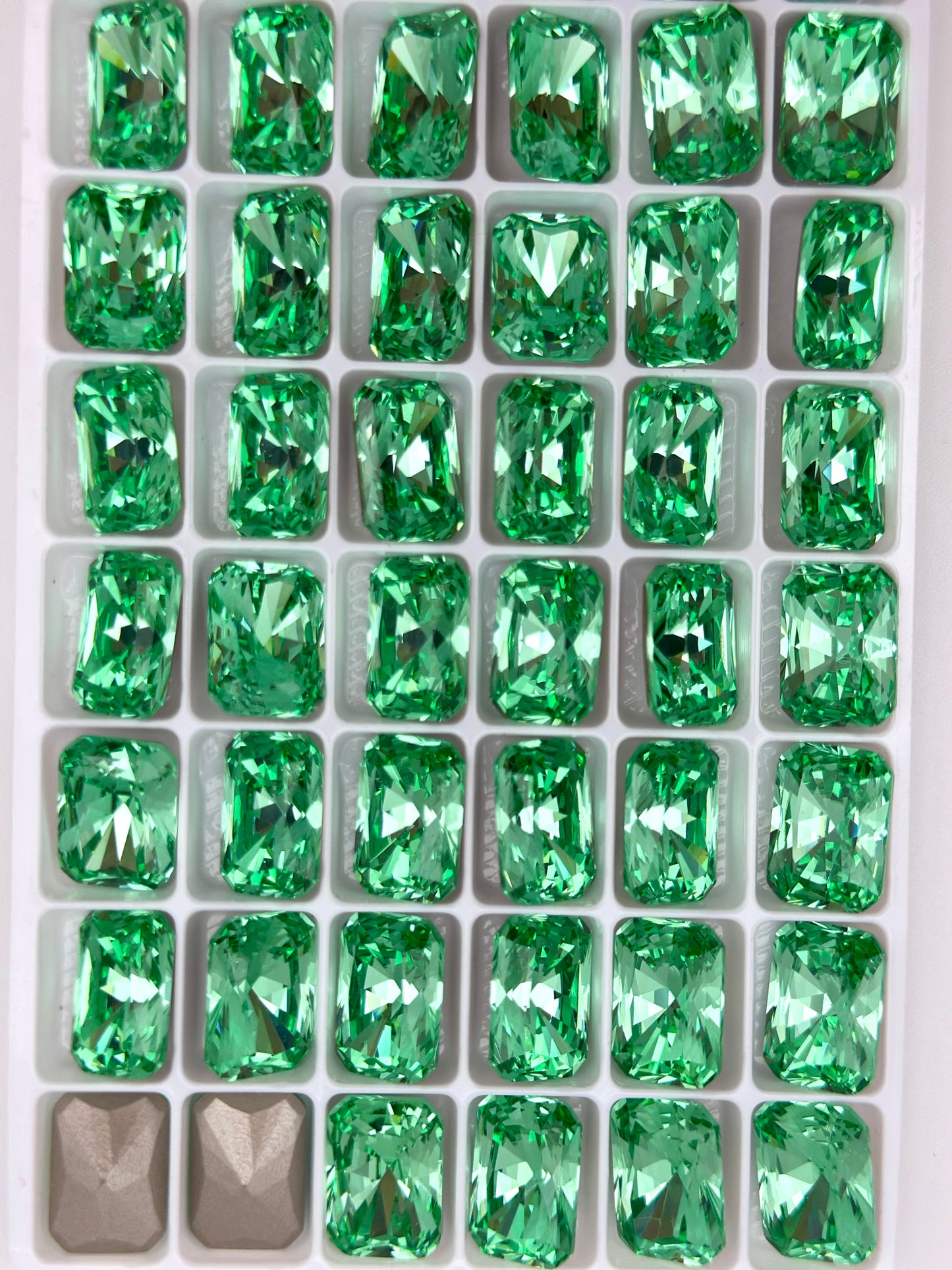 Luxe 10*14mm Large Rectangle Shape Foiled Pointed Back Rhinestones for Nails Arts and DIY
