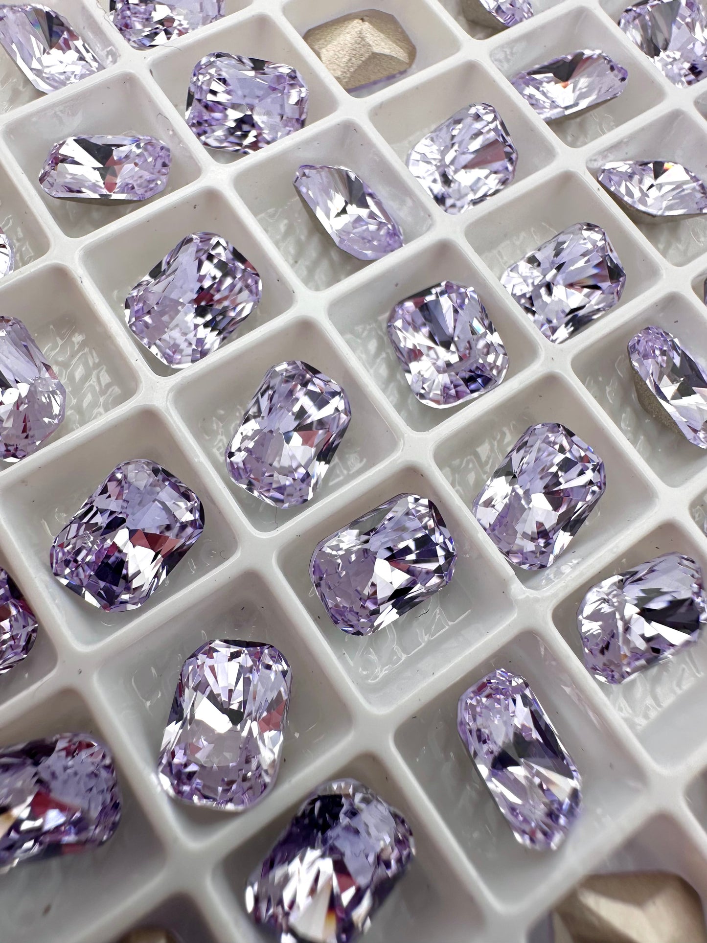 Luxe 6x8mm Small Rectangle Shape Foiled Pointed Back Rhinestones for Nails Arts and DIY