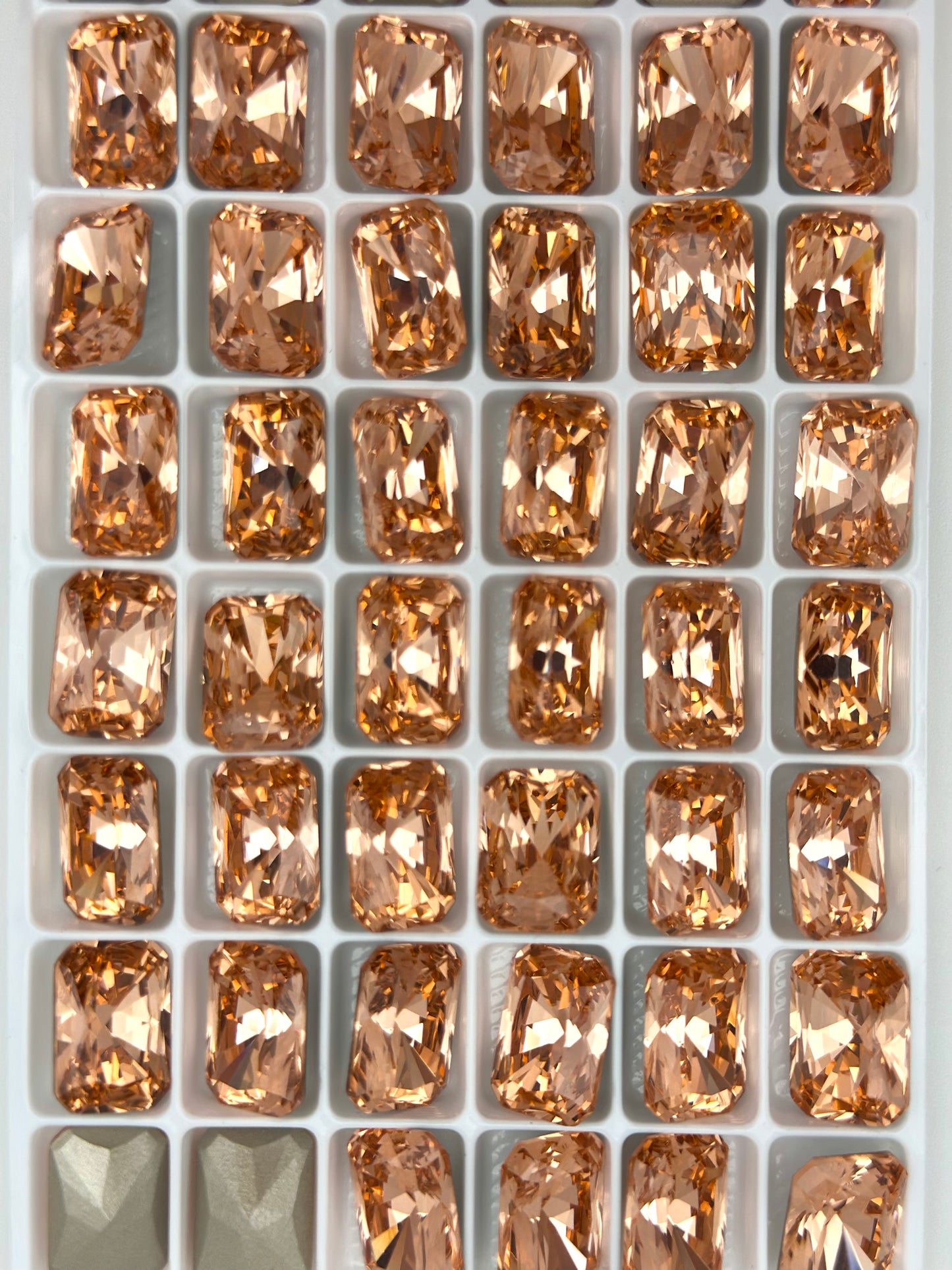 Luxe 10*14mm Large Rectangle Shape Foiled Pointed Back Rhinestones for Nails Arts and DIY