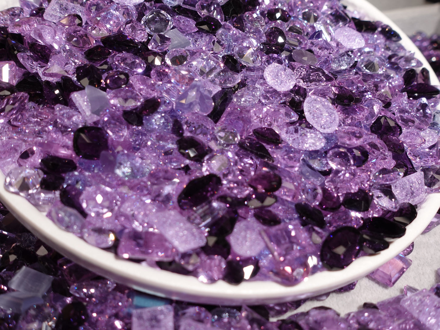 Purple Charm Mixed Pointed Back Crystal Glass Rhinestones for Nails Arts and DIY