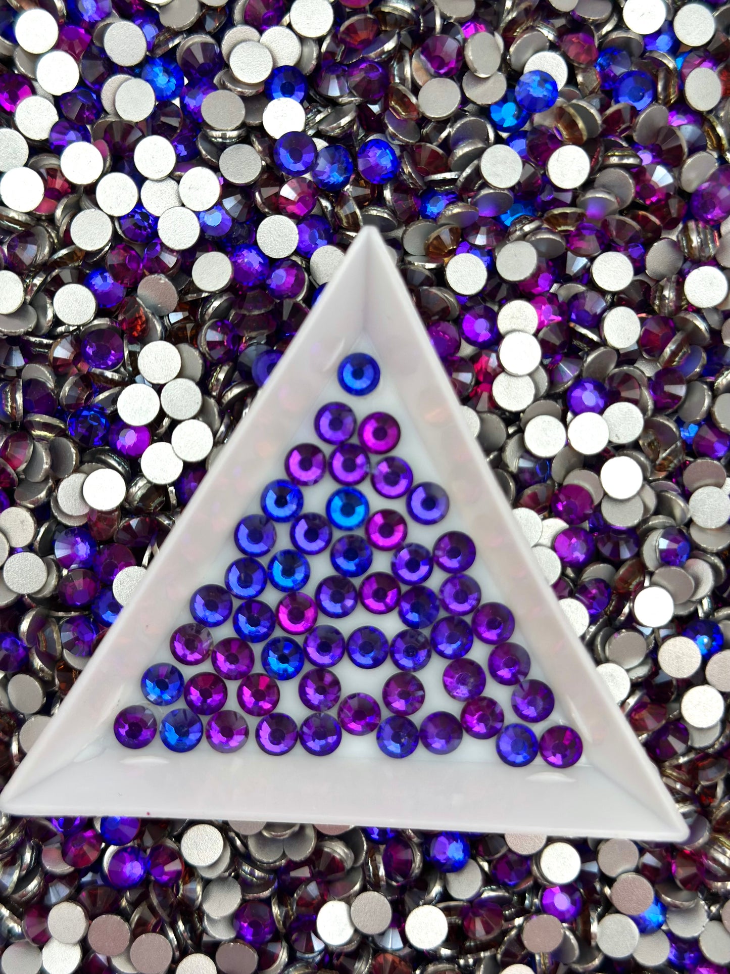 Flat Back Round Glass Rhinestones (No.14 - No.28) | Multiple Colors & Sizes (SS10-SS20)