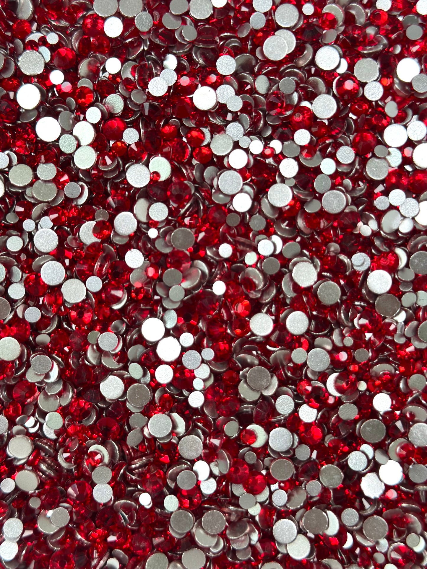 Mixed Sizes (SS6–SS20) Flat Back Round Glass Rhinestones