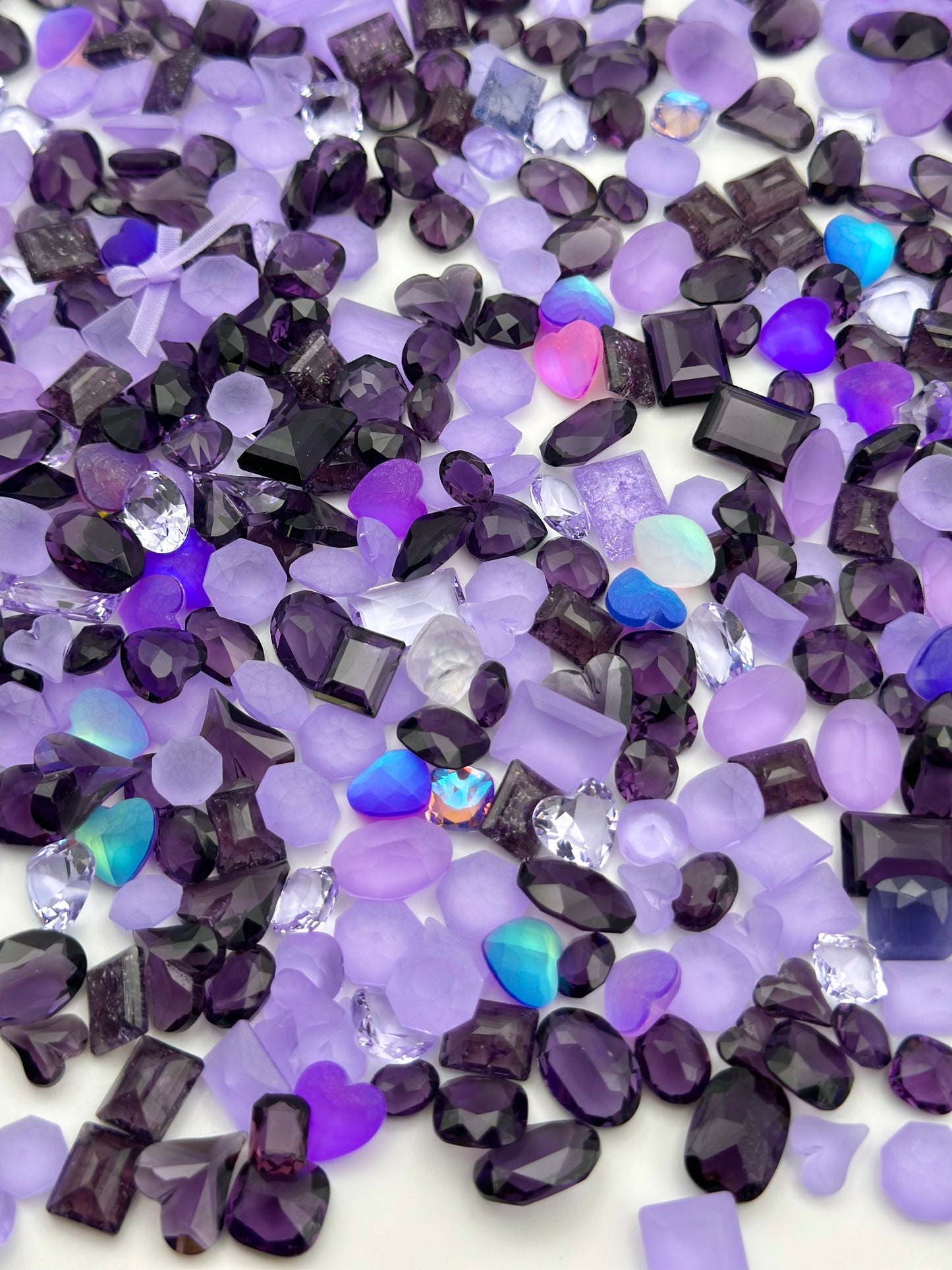 Grape Mist Mixed Pointed Back Crystal Glass Rhinestones for Nails Arts and DIY
