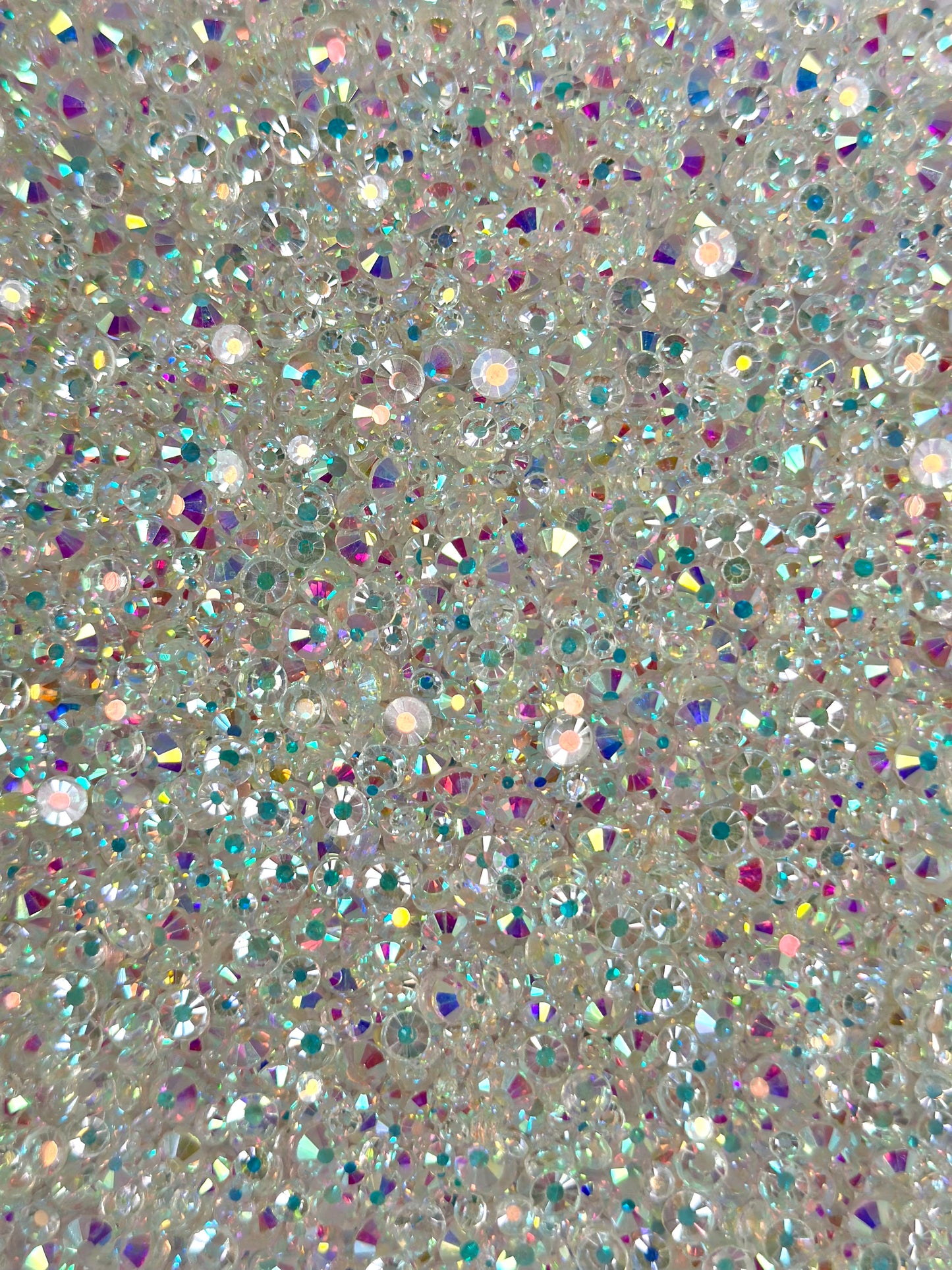 Mixed Sizes (SS6–SS20) Flat Back Round Glass Rhinestones