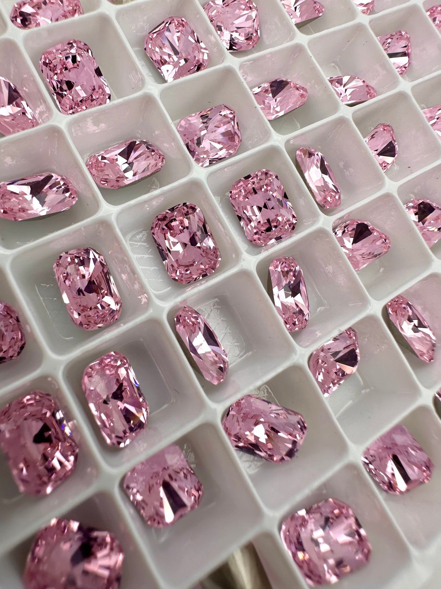 Luxe 6x8mm Small Rectangle Shape Foiled Pointed Back Rhinestones for Nails Arts and DIY