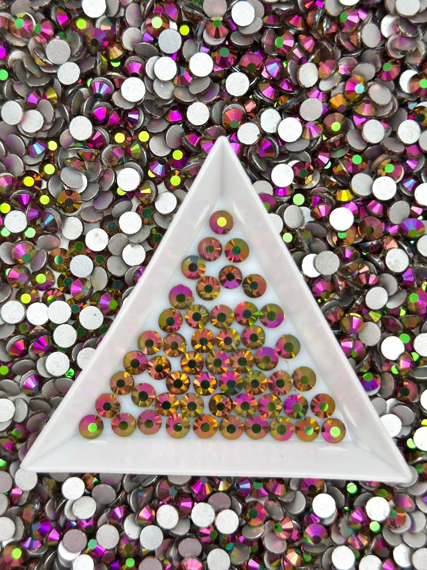 Flat Back Round Glass Rhinestones (No.14 - No.28) | Multiple Colors & Sizes (SS10-SS20)