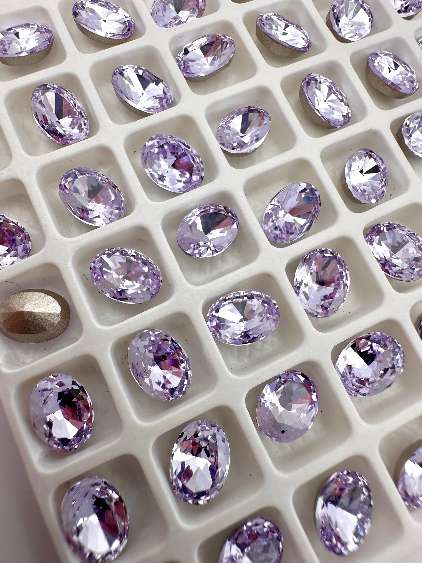 Luxe 6x8mm Small Oval Shape Foiled Pointed Back Rhinestones for Nails Arts and DIY