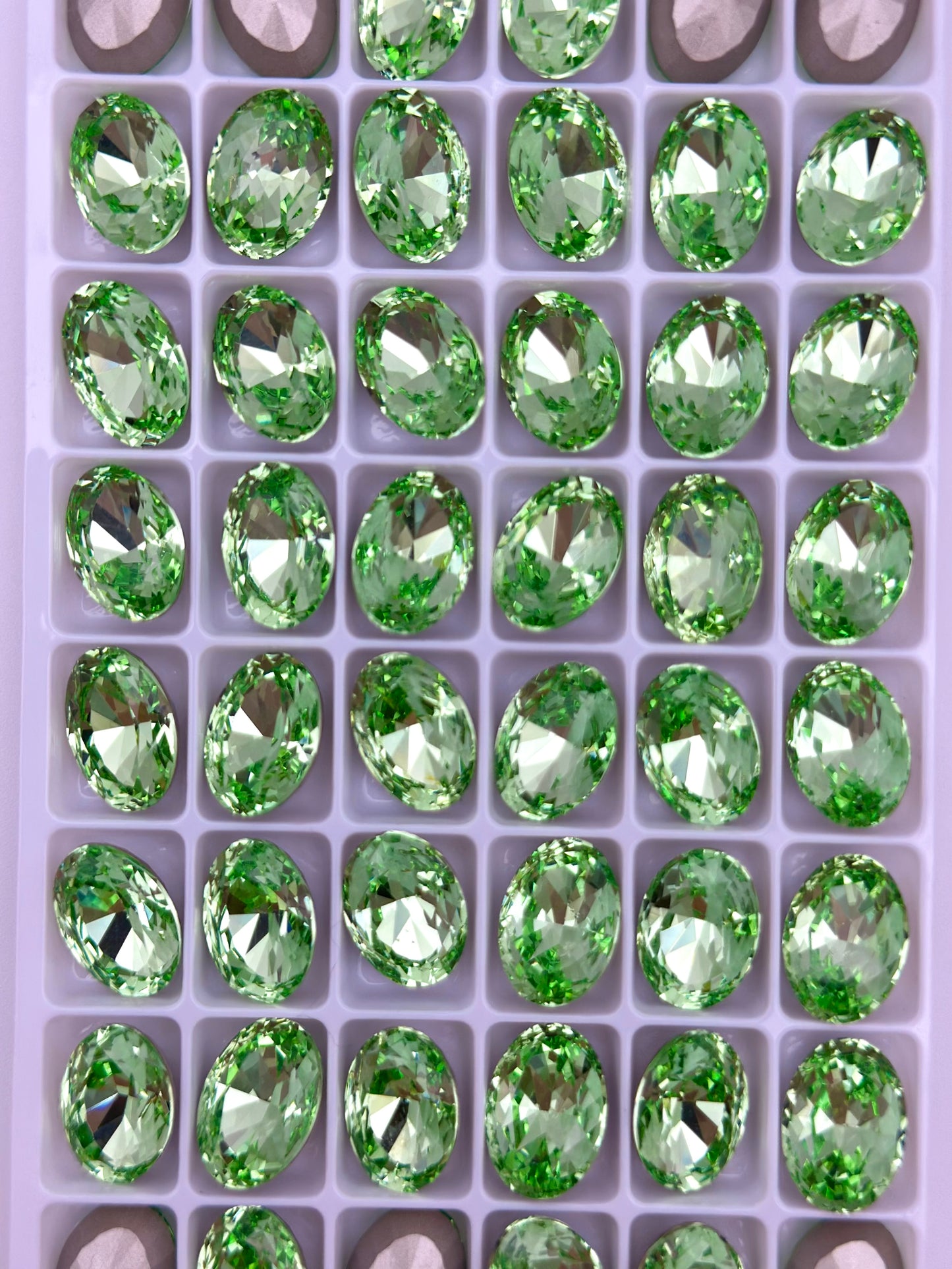 Luxe 10*14mm Large Oval Shape Foiled Pointed Back Rhinestones for Nails Arts and DIY