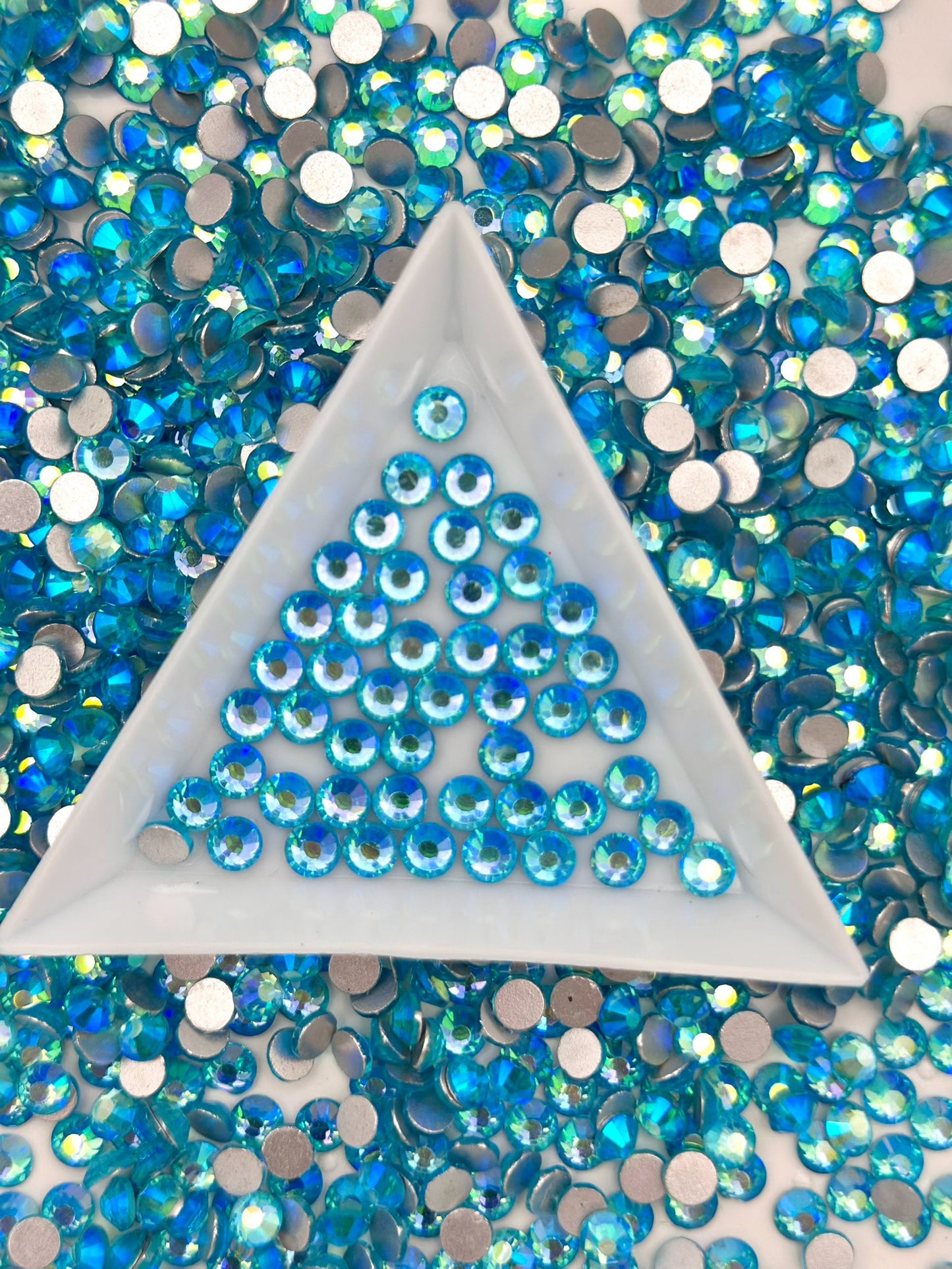 Color No.26-No.50 Mixed Sizes (From SS6 to SS20) Flat Back Round Glass Rhinestones