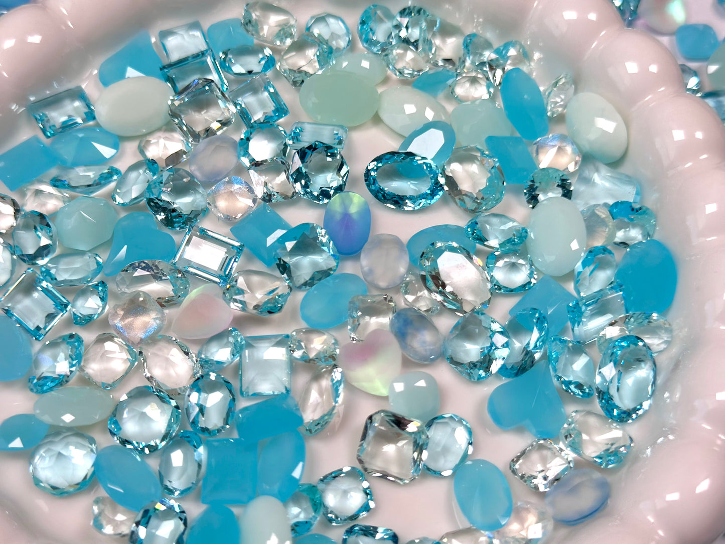 Luxe Icy Sky Mixed Pointed Back Crystal Glass Rhinestones for Nails Arts and DIY