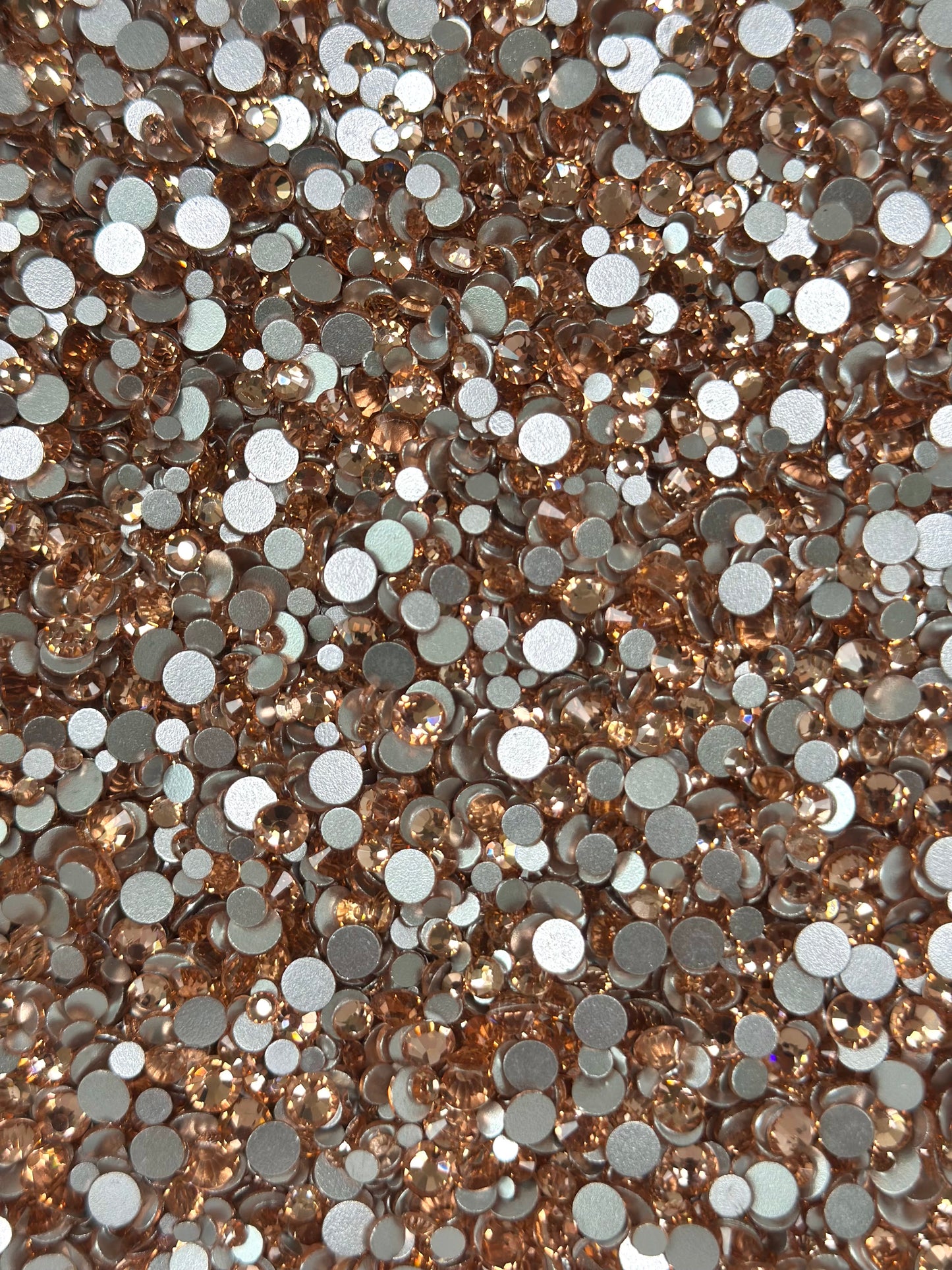 Mixed Sizes (SS6–SS20) Flat Back Round Glass Rhinestones