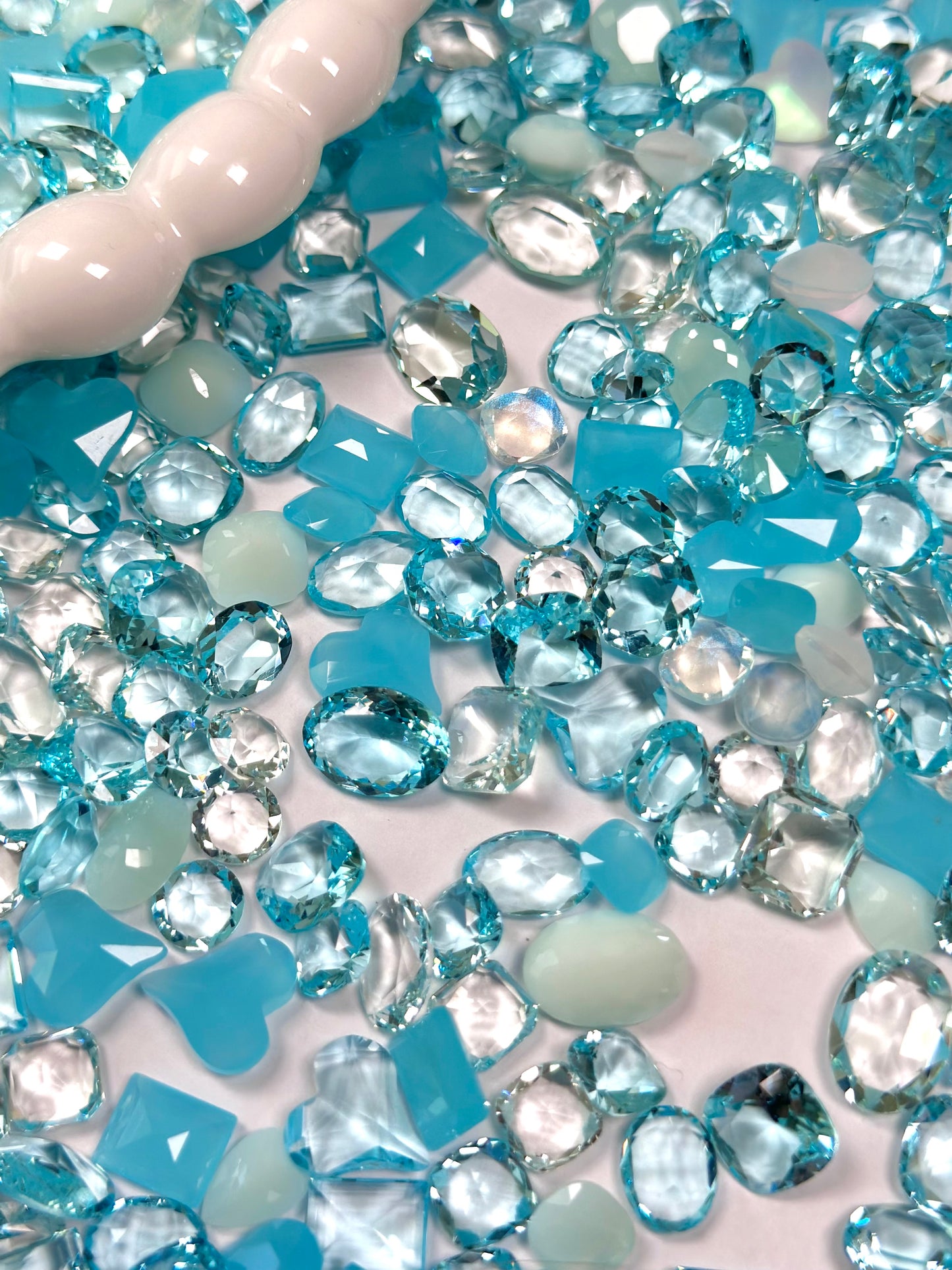 Luxe Icy Sky Mixed Pointed Back Crystal Glass Rhinestones for Nails Arts and DIY