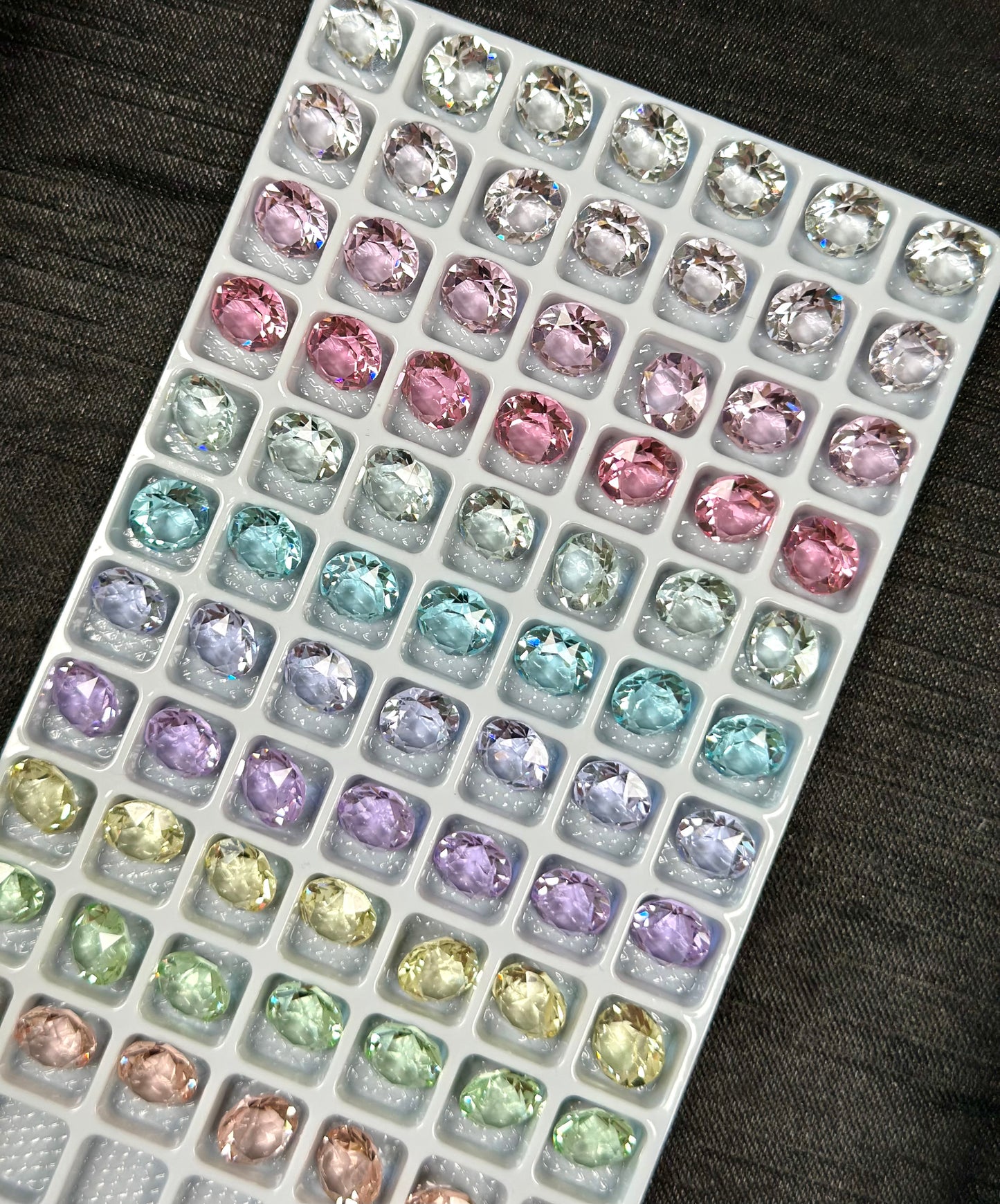 Luxe 8mm Round Shape Clear Pointed Back Crystal Glass Rhinestones
