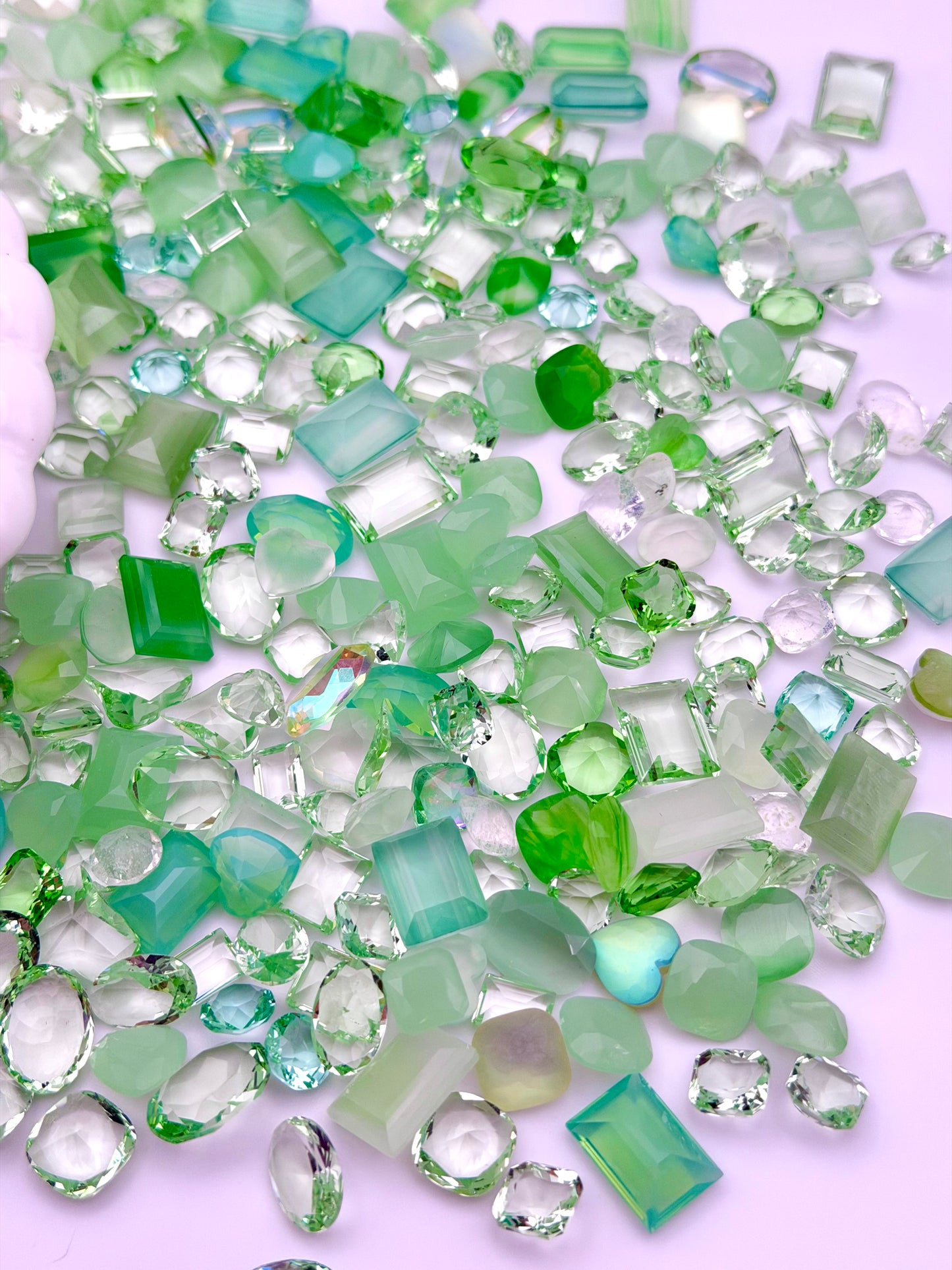 Luxe Ice Green Clear Pointed Back Crystal Glass Rhinestones for Nails Art and DIY