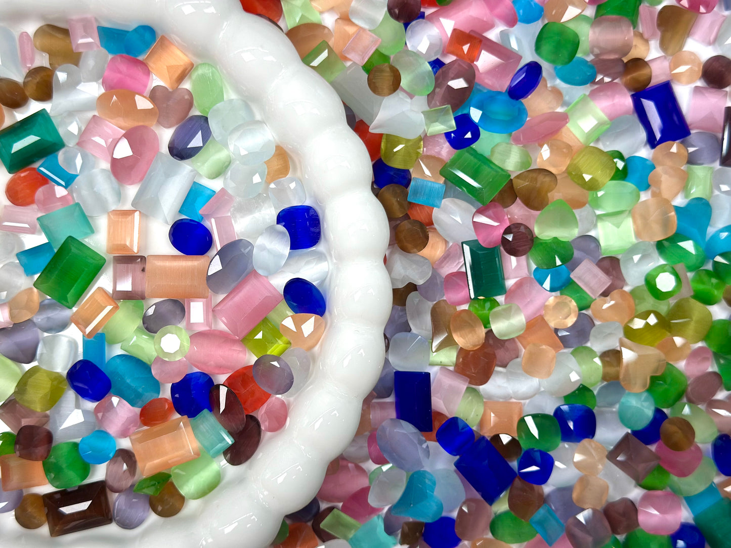 Luxe Mixed Cat Eye Pointed Back Crystal Glass Rhinestones - DIY Nail Decoration Kit for Manicure, Crafts, Jewelry Making, and More