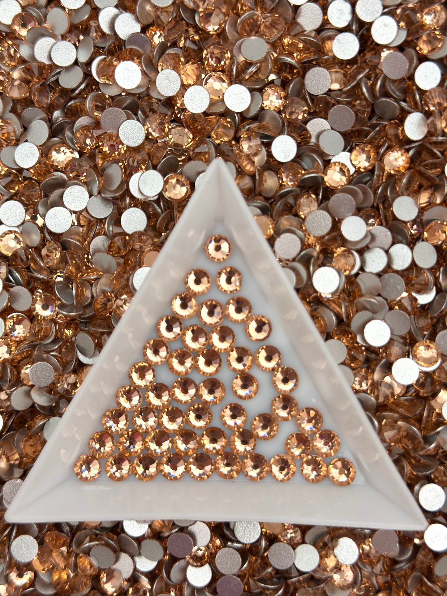 Flat Back Round Glass Rhinestones (No.14 - No.28) | Multiple Colors & Sizes (SS10-SS20)