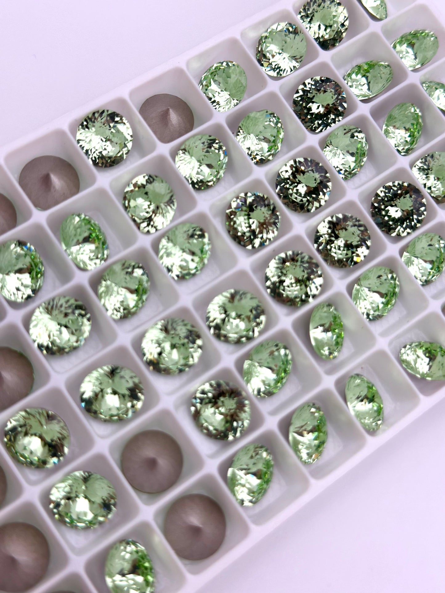 Luxe 10mm Round Shape Foiled Pointed Back Rhinestones for Nails Arts and DIY