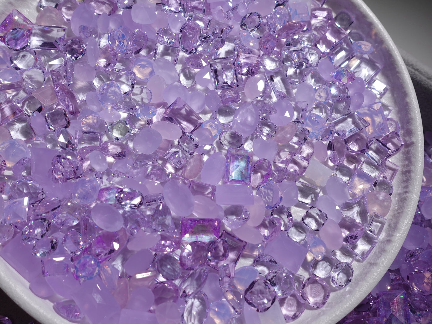 Luxe Purple Mixed Pointed Back Crystal Glass Rhinestones for Nails Art and DIY