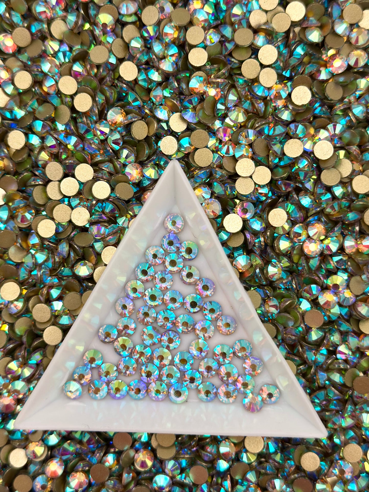 Flat Back Round Glass Rhinestones (No.14 - No.28) | Multiple Colors & Sizes (SS10-SS20)
