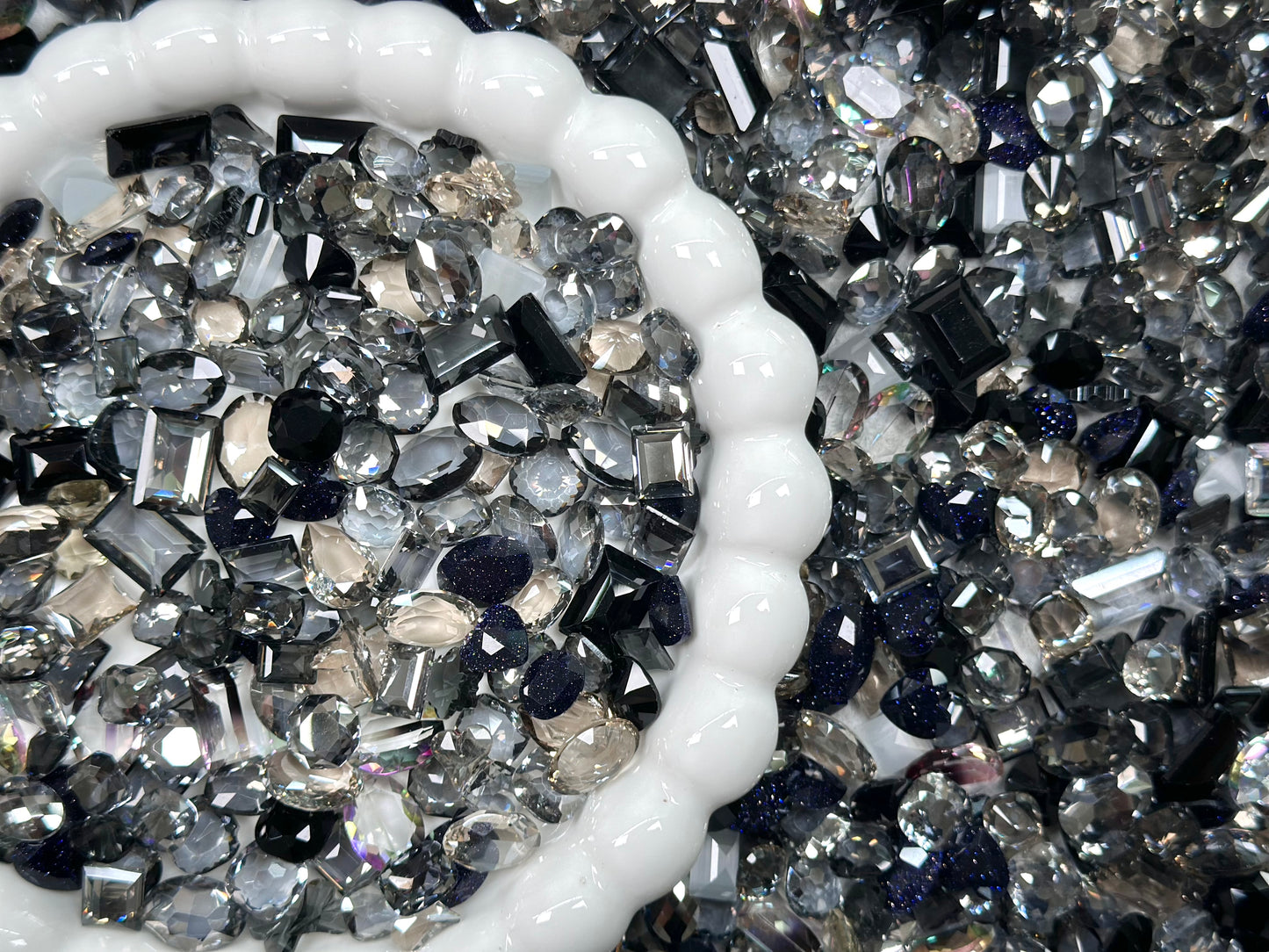 Galaxy Dust Mixed Clear Pointed Back Crystal Glass Rhinestones For Nails Art and DIY
