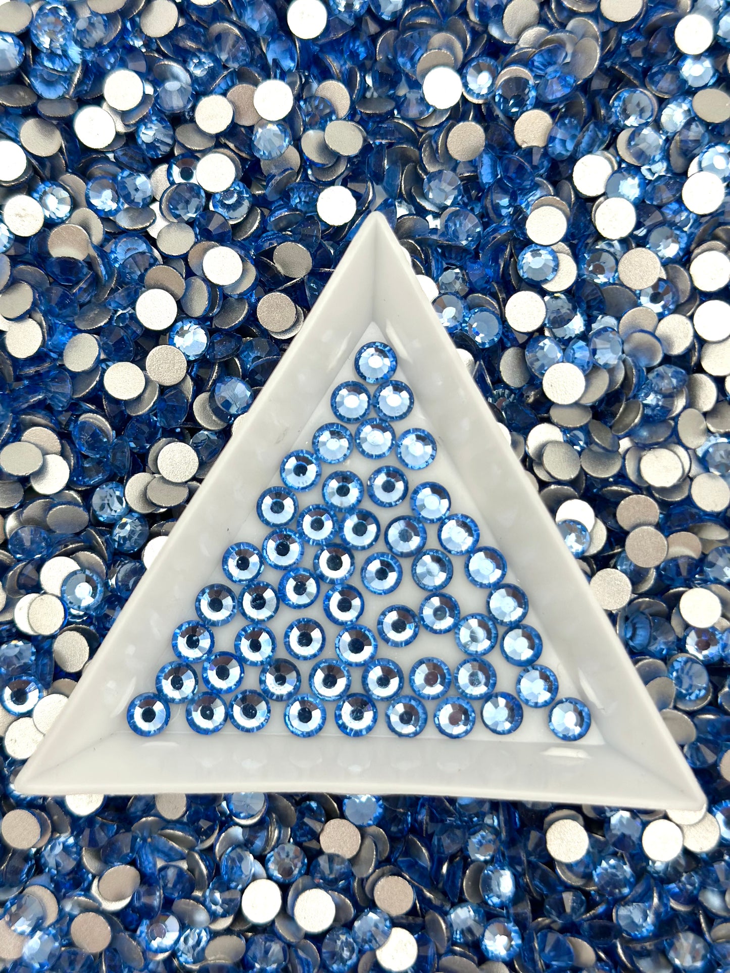 Color No.51-No.71 Mixed Sizes (From SS6 to SS20) Flat Back Round Glass Rhinestones