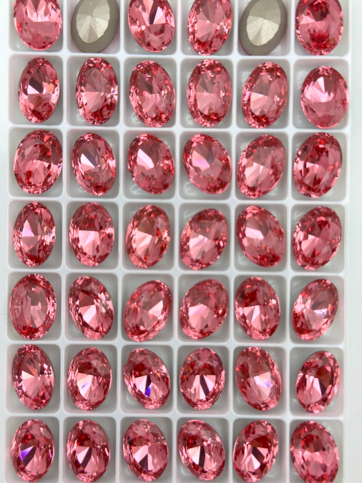Luxe 10*14mm Large Oval Shape Foiled Pointed Back Rhinestones for Nails Arts and DIY