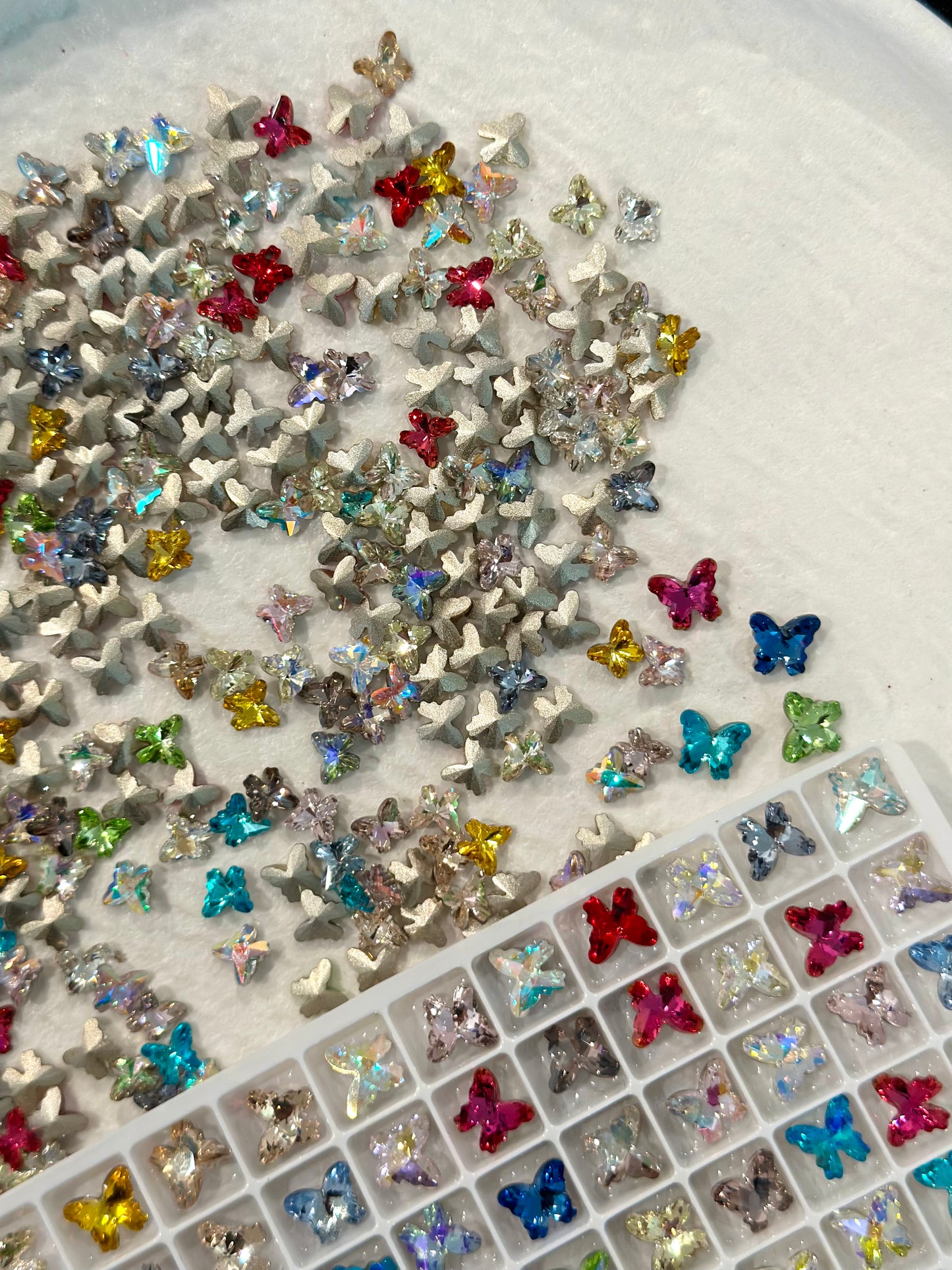 Butterfly Mixed Foiled Pointed Back Crystal Glass Rhinestones For Nails Art and DIY