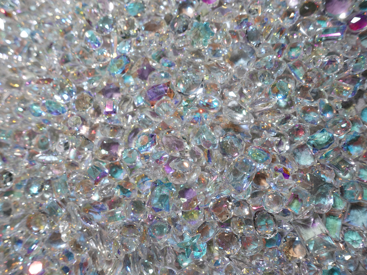 White AB Mixed Pointed Back Crystal Glass Rhinestones For Nails Art and DIY