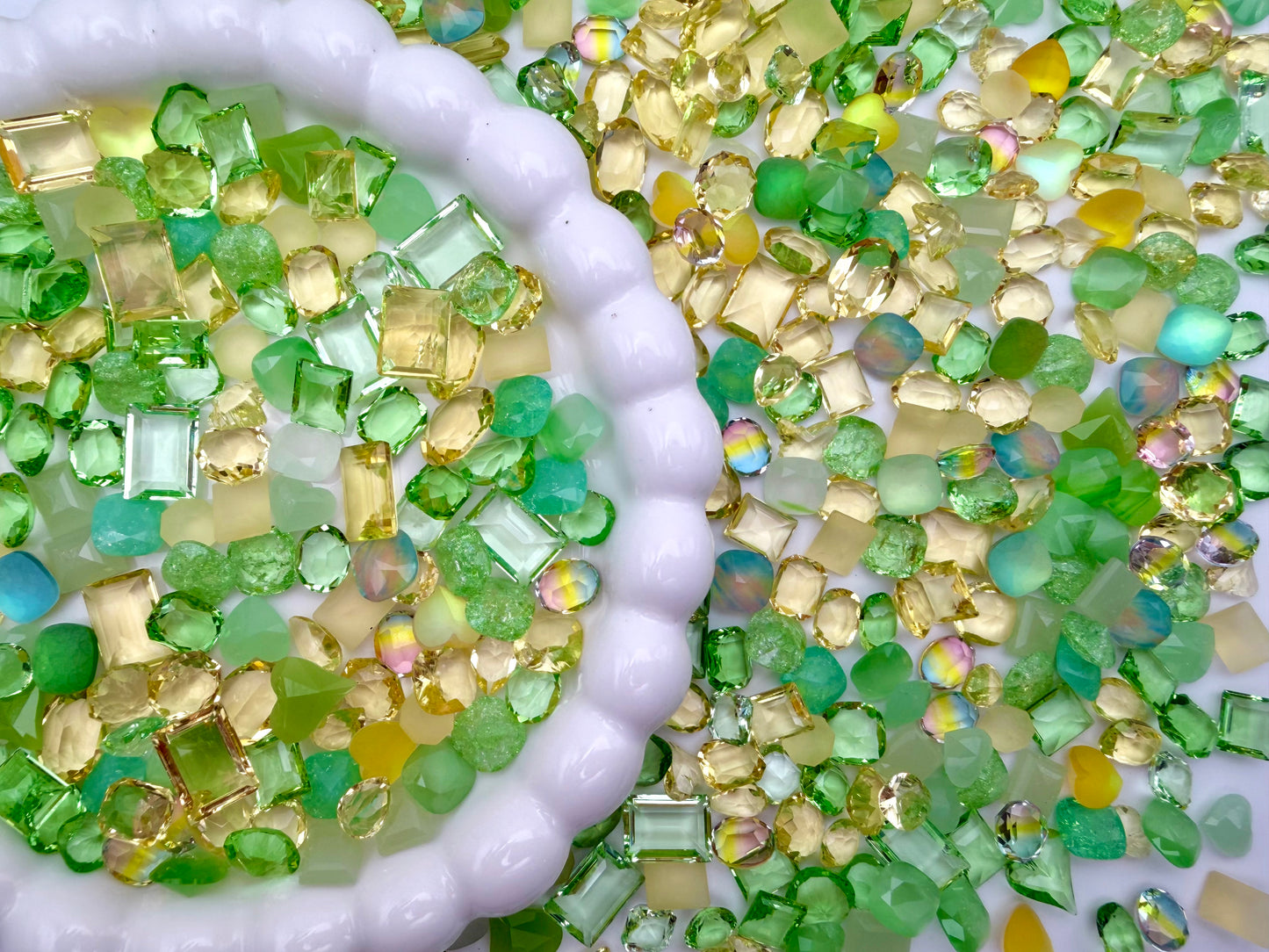 Lemon Garden Mixed Pointed Back Crystal Glass Rhinestones for Nails Arts and DIY
