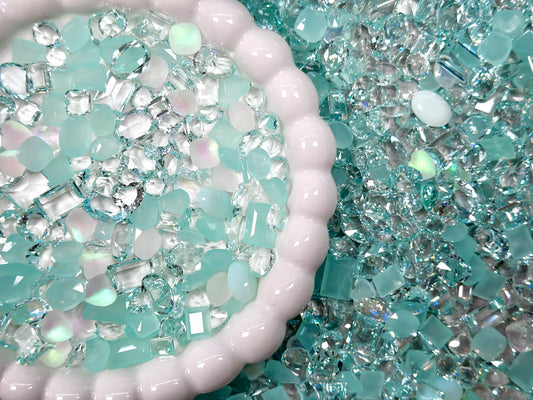 Luxe Mint Halo Mixed Pointed Back Crystal Glass Rhinestones for Nails Arts and DIY