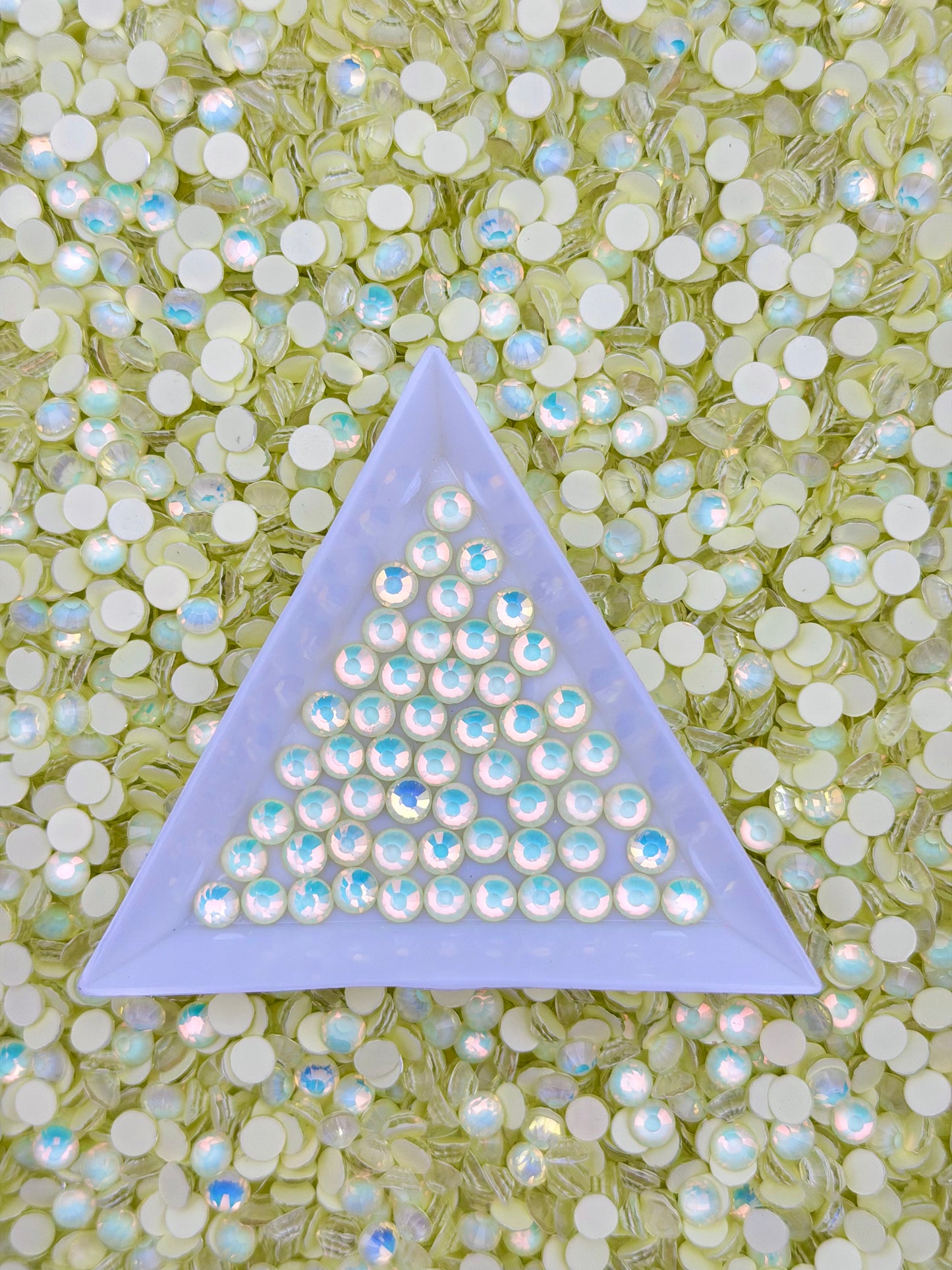 Color No.51-No.80 Mixed Sizes (From SS6 to SS20) Flat Back Round Glass Rhinestones