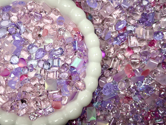 Rosy Lavender Pointed Back Crystal Glass Rhinestones for Nails Arts and DIY