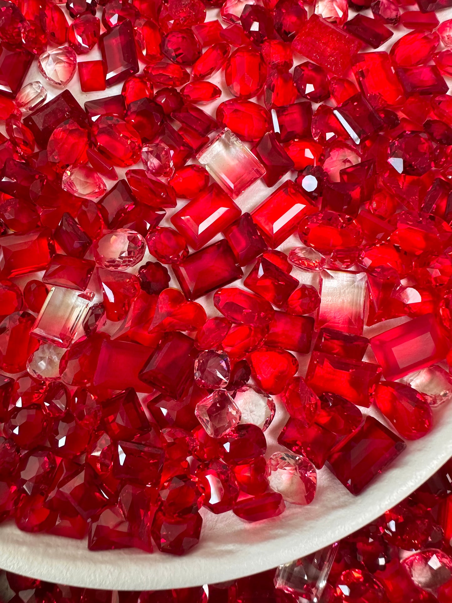 Red Mixed Pointed Back Crystal Glass Rhinestones For Nails Art and DIY