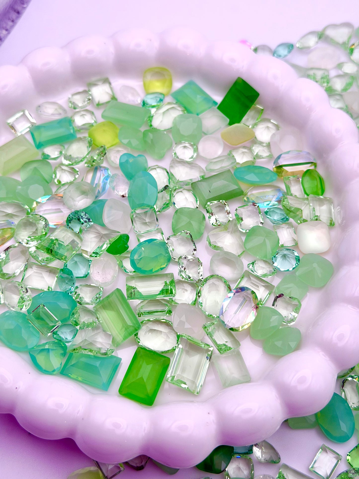 Luxe Ice Green Clear Pointed Back Crystal Glass Rhinestones for Nails Art and DIY