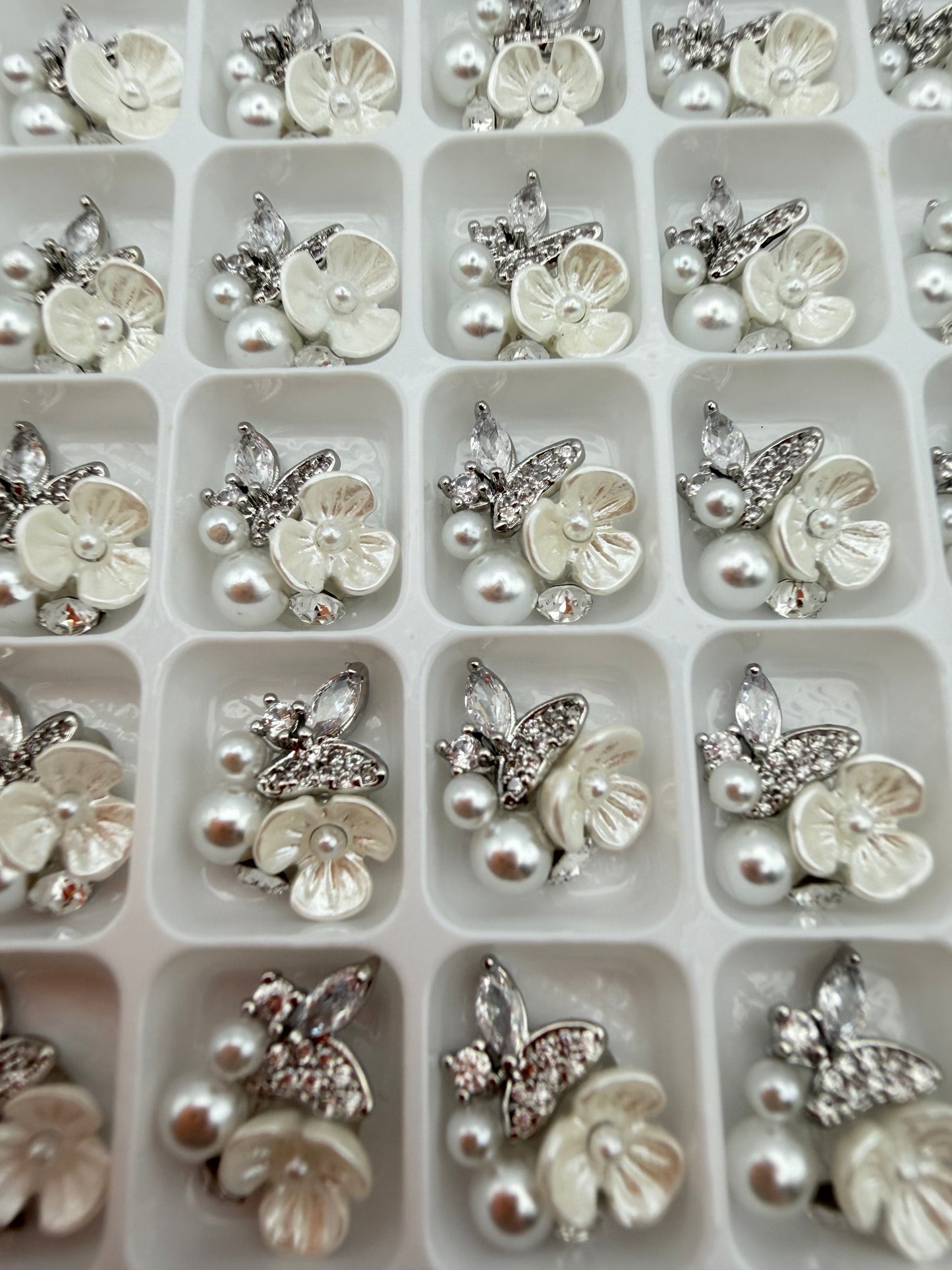 Premade Crystal Glass Clusters for Nail Art