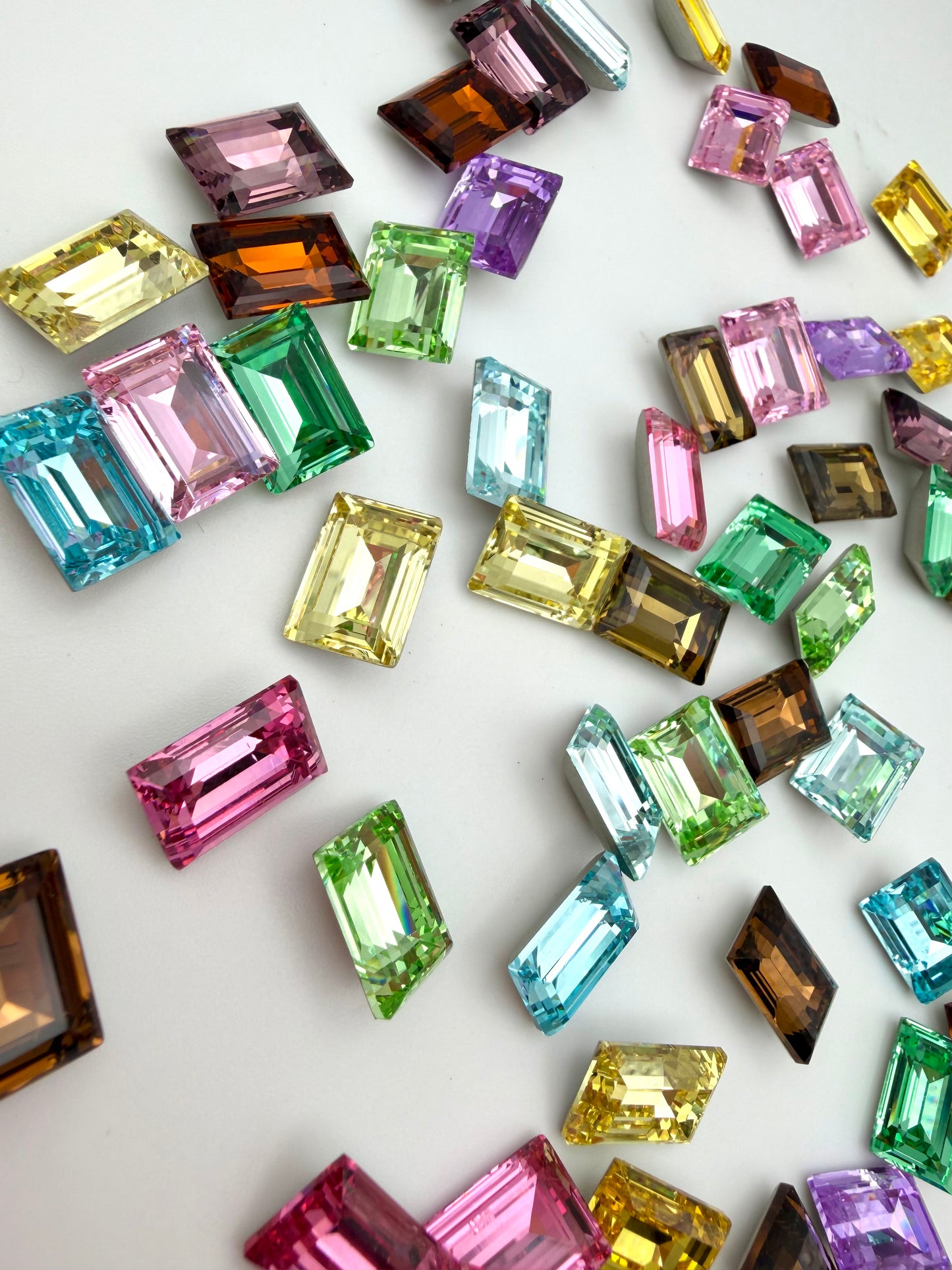 Luxe 10*14mm Large Rectangle Foiled Pointed Back Rhinestones for Nails Arts and DIY
