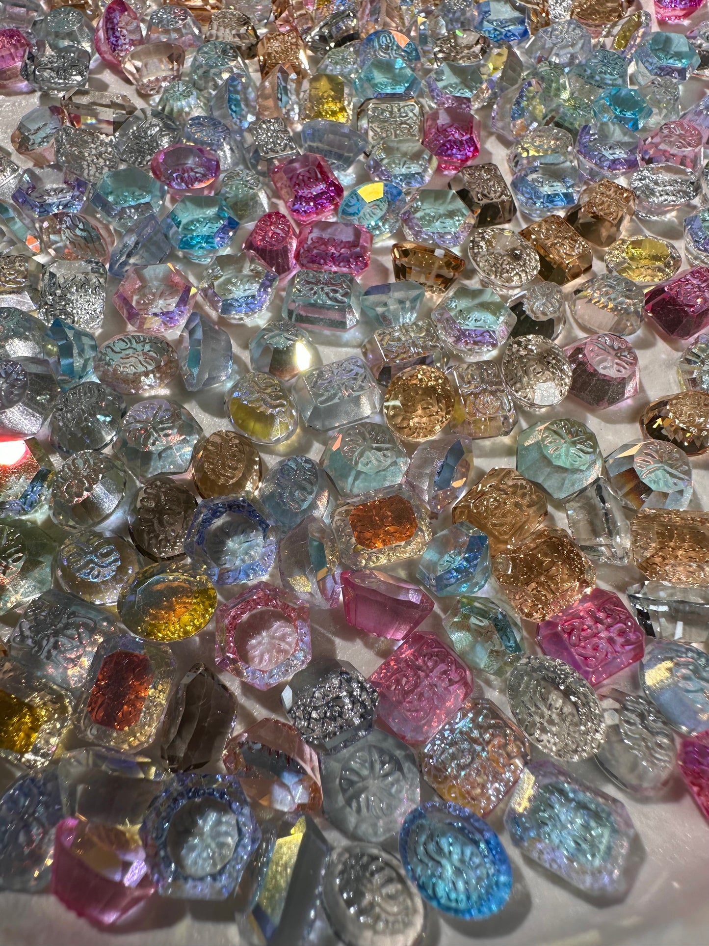 Mixed Carved Flat Back Crystal Glass Rhinestones For Nails Art and DIY