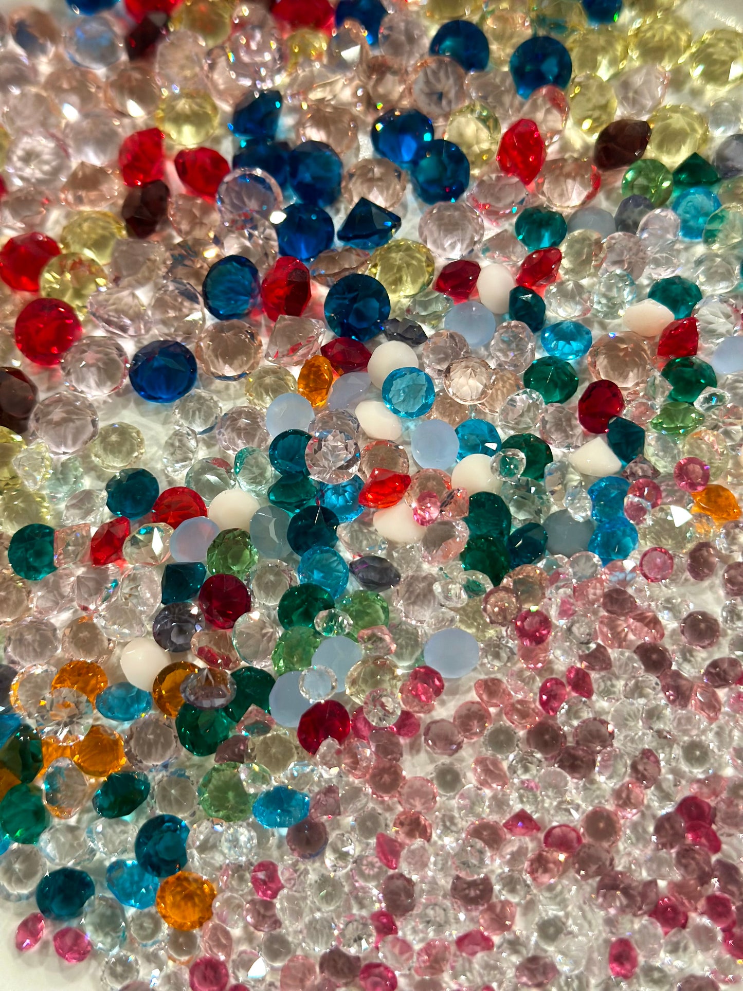 Round Mixed(4mm,6mm and 8mm) Pointed Back Crystal Glass Rhinestones for Nails Arts and DIY