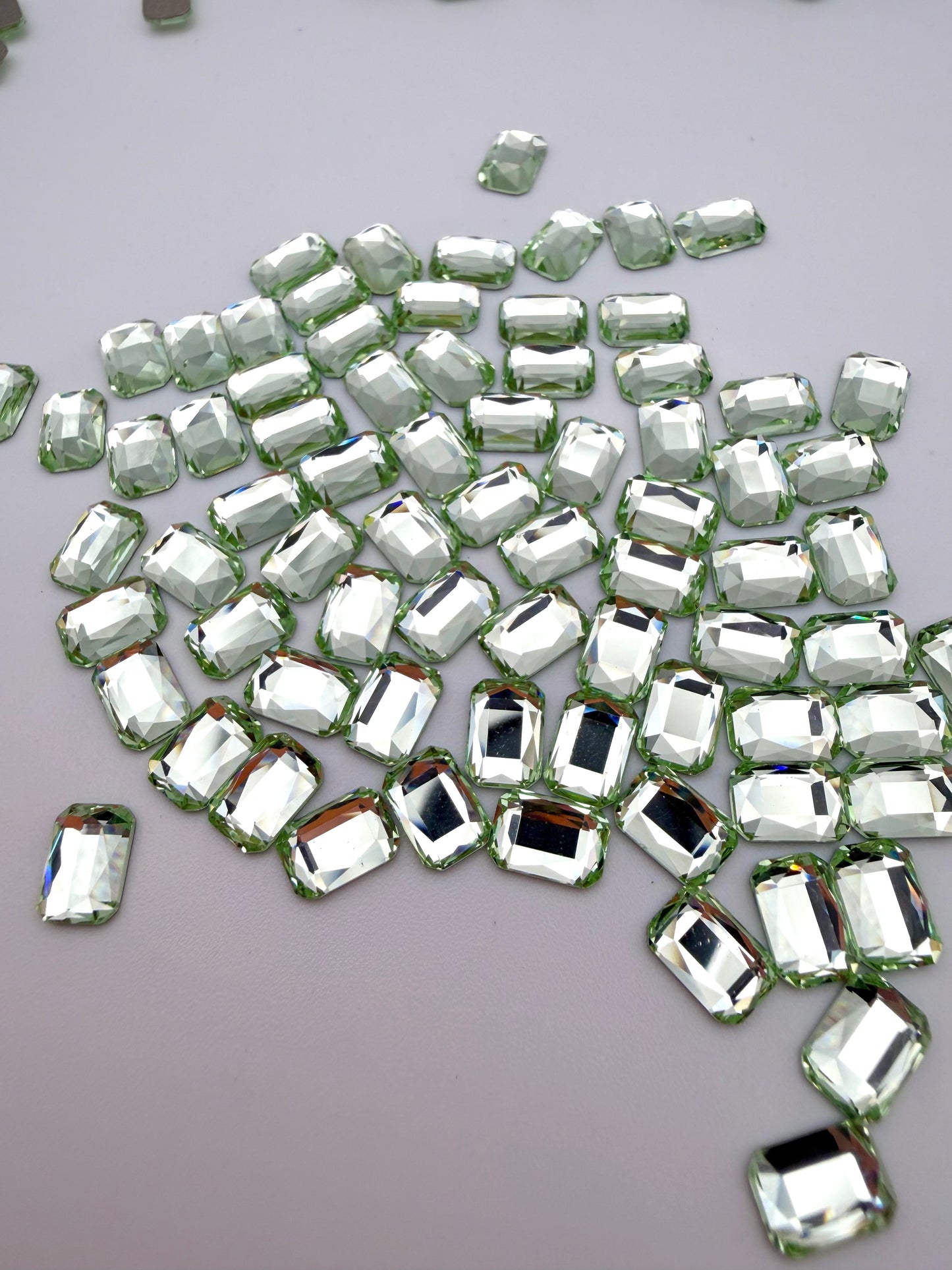 Luxe 5.5x8mm Rounded Rectangle Shape Flat Back Crystal Glass Rhinestone