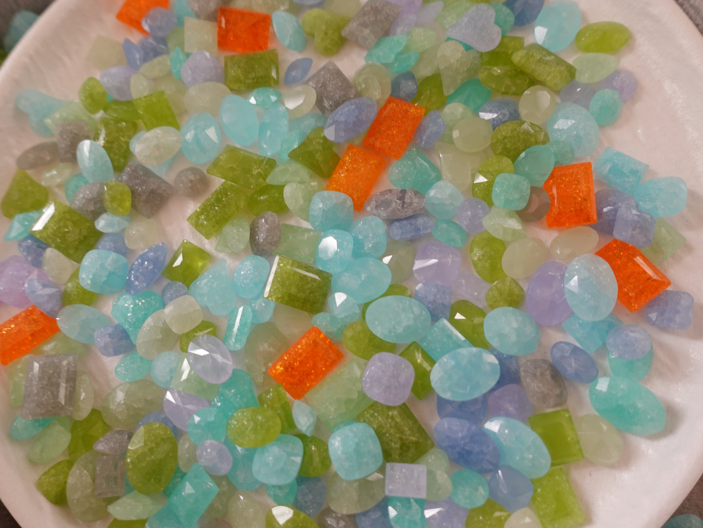Luxe Icy Jade Mixed Pointed Back Crystal Glass Rhinestones for Nails Arts and DIY