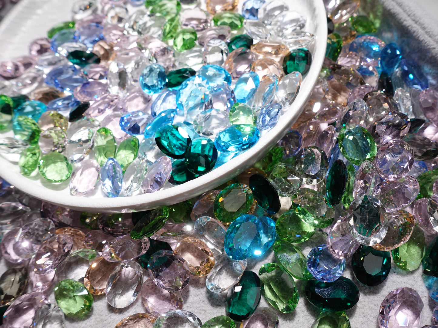13*18mm Extra Large Oval Mixed Pointed Back Crystal Glass Rhinestones