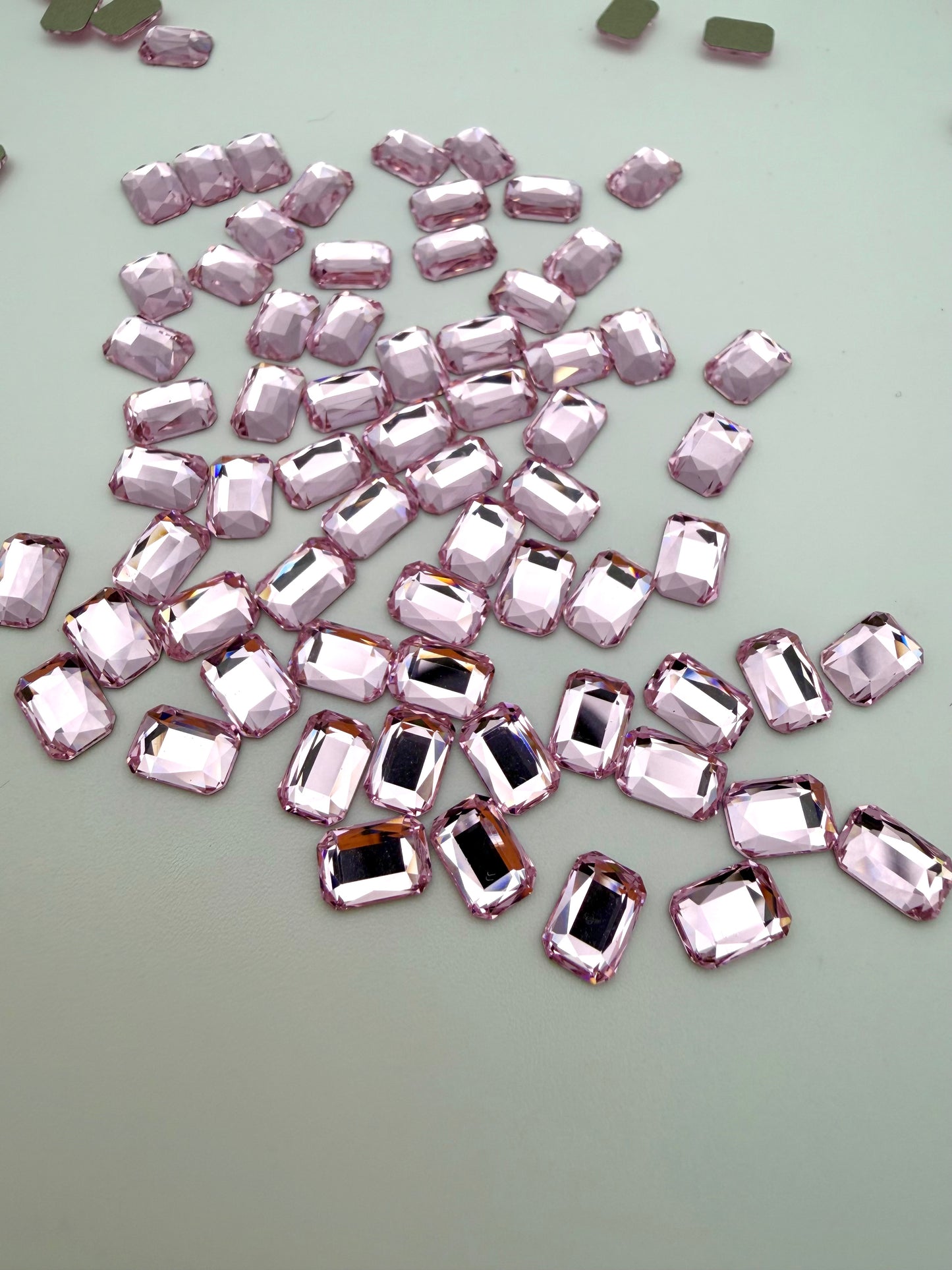 Luxe 5.5x8mm Rounded Rectangle Shape Flat Back Crystal Glass Rhinestone