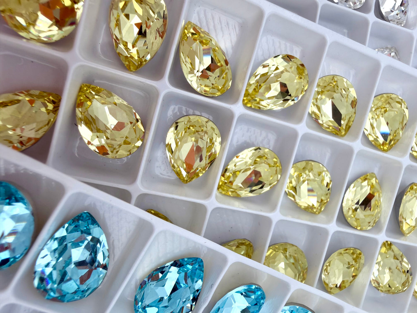 Luxe 10*14mm Large Tear Drop Foiled Pointed Back Rhinestones for Nails Arts and DIY