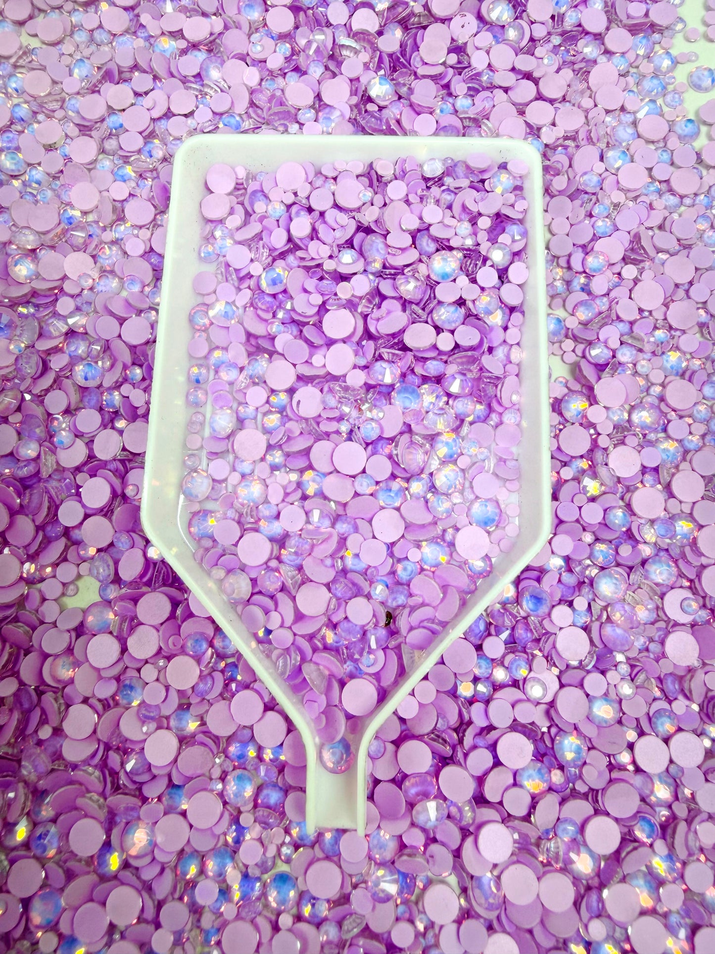 Color No.51-No.80 Mixed Sizes (From SS6 to SS20) Flat Back Round Glass Rhinestones