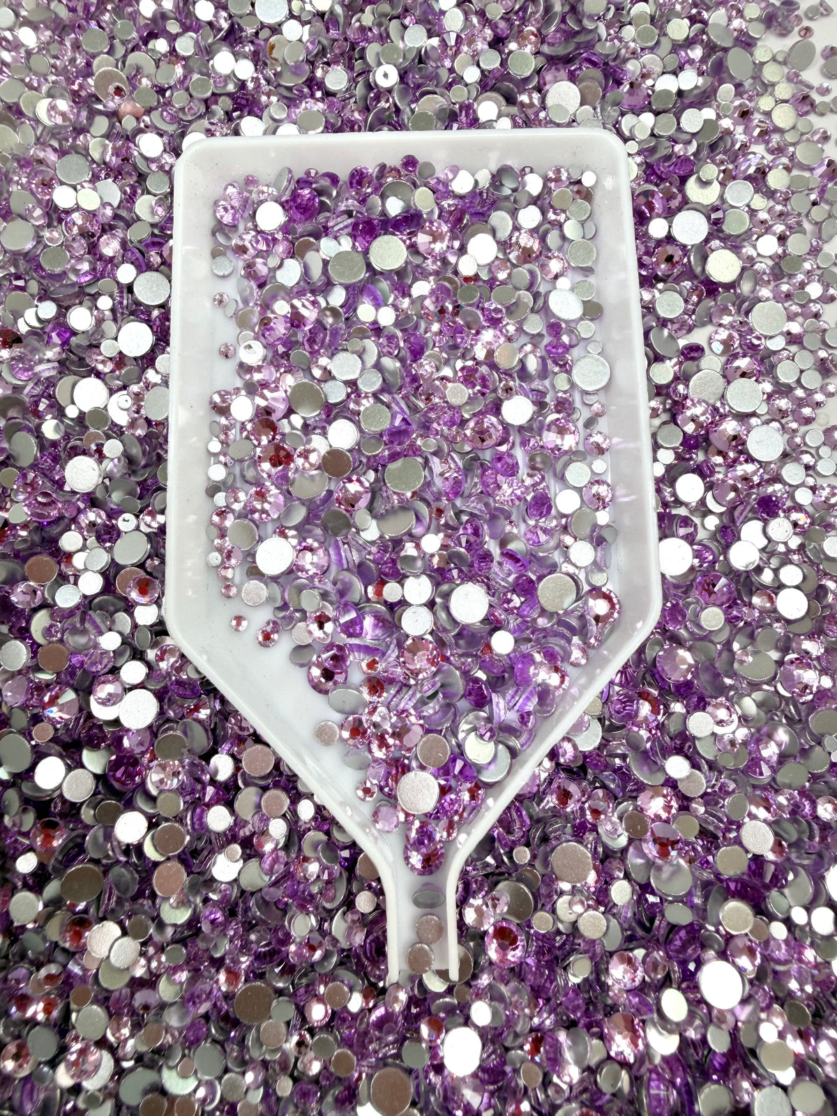 Color No.81-No.92 Mixed Sizes (From SS6 to SS20) Flat Back Round Glass Rhinestones