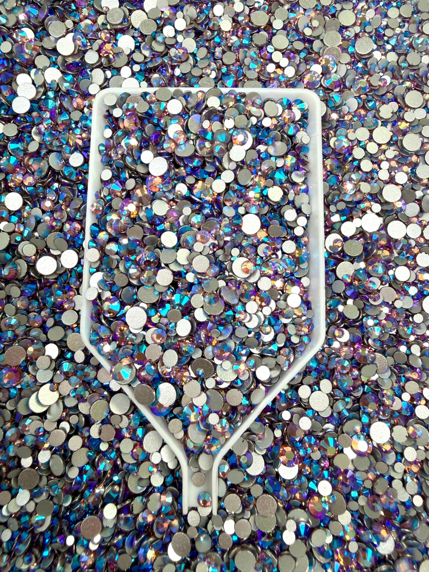 Color No.51-No.80 Mixed Sizes (From SS6 to SS20) Flat Back Round Glass Rhinestones