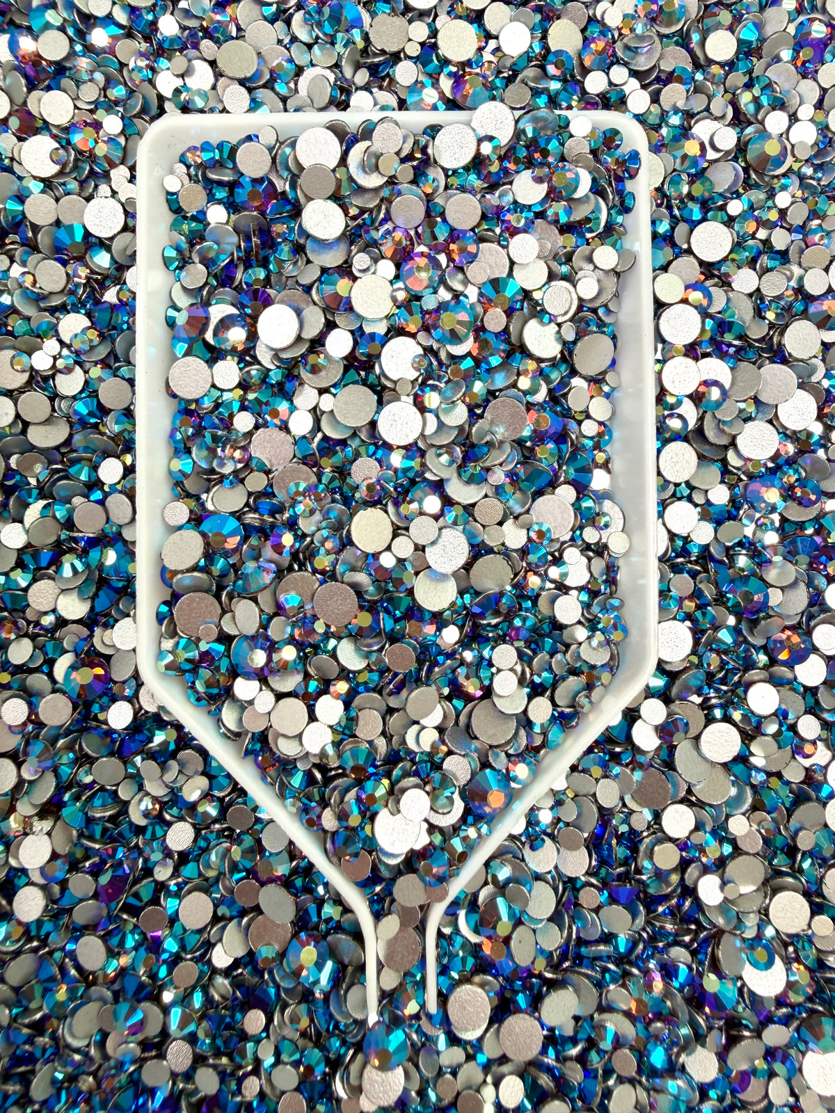 Color No.81-No.92 Mixed Sizes (From SS6 to SS20) Flat Back Round Glass Rhinestones