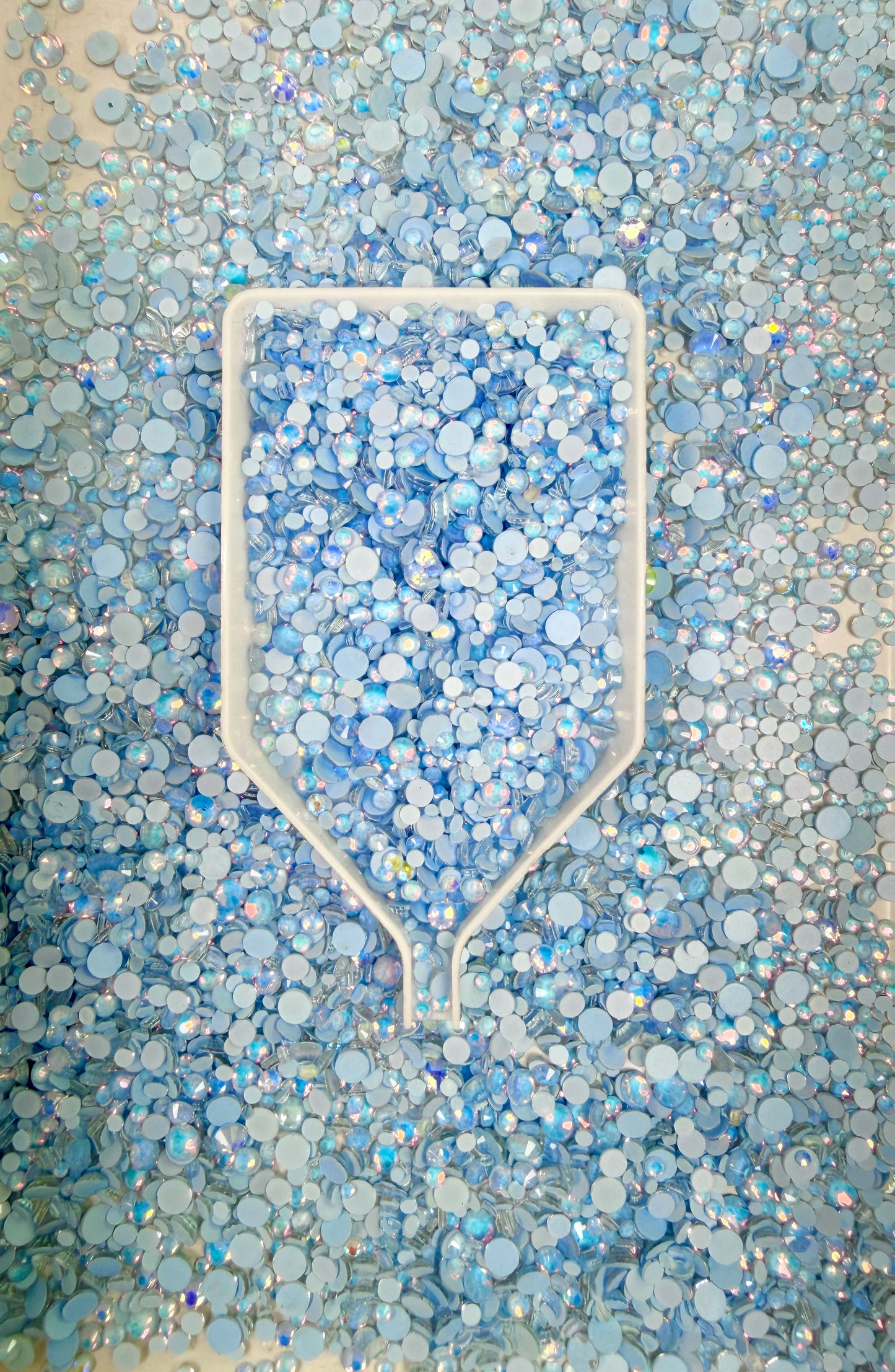 Color No.51-No.80 Mixed Sizes (From SS6 to SS20) Flat Back Round Glass Rhinestones