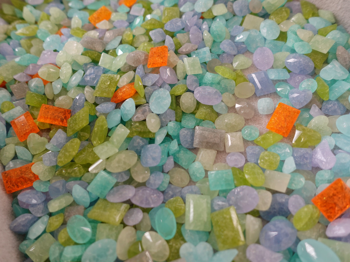 Luxe Icy Jade Mixed Pointed Back Crystal Glass Rhinestones for Nails Arts and DIY