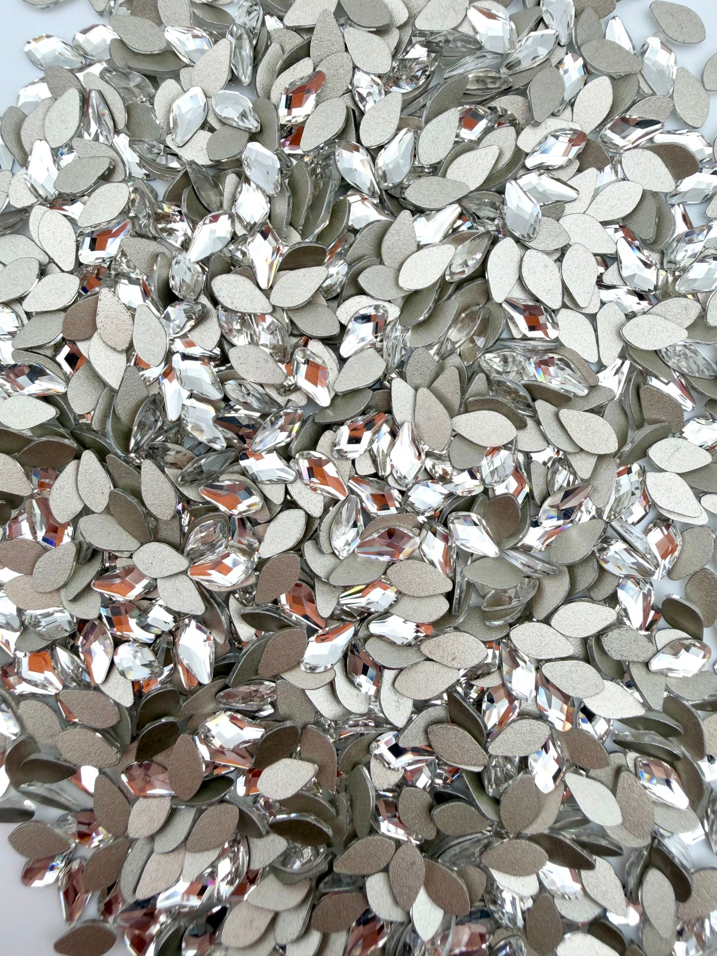Luxe 4x8mm Leaf Shape Flat Back Crystal Glass Rhinestone